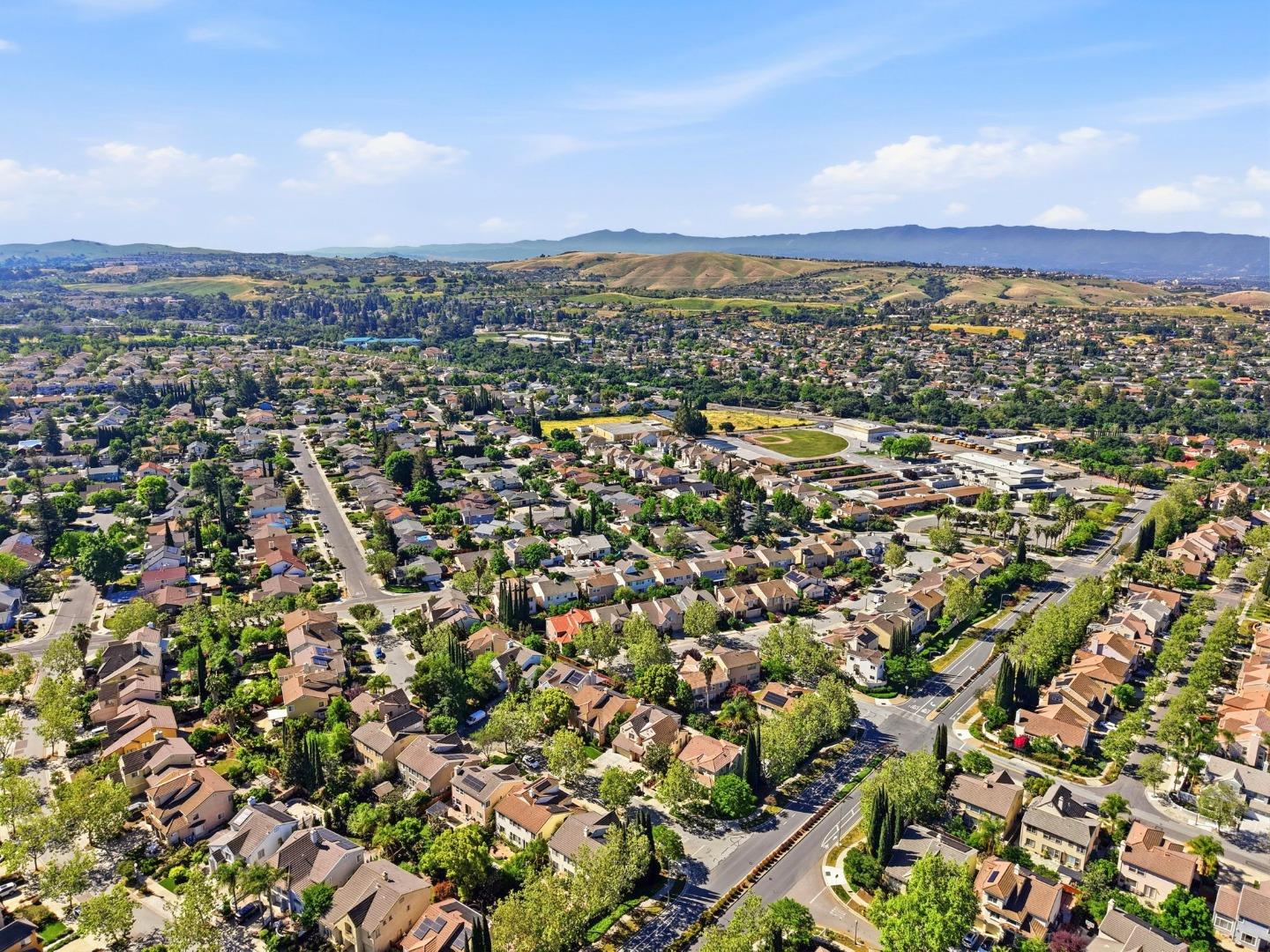 Detail Gallery Image 57 of 65 For 3283 Brittany Ct, San Jose,  CA 95135 - 5 Beds | 4/1 Baths