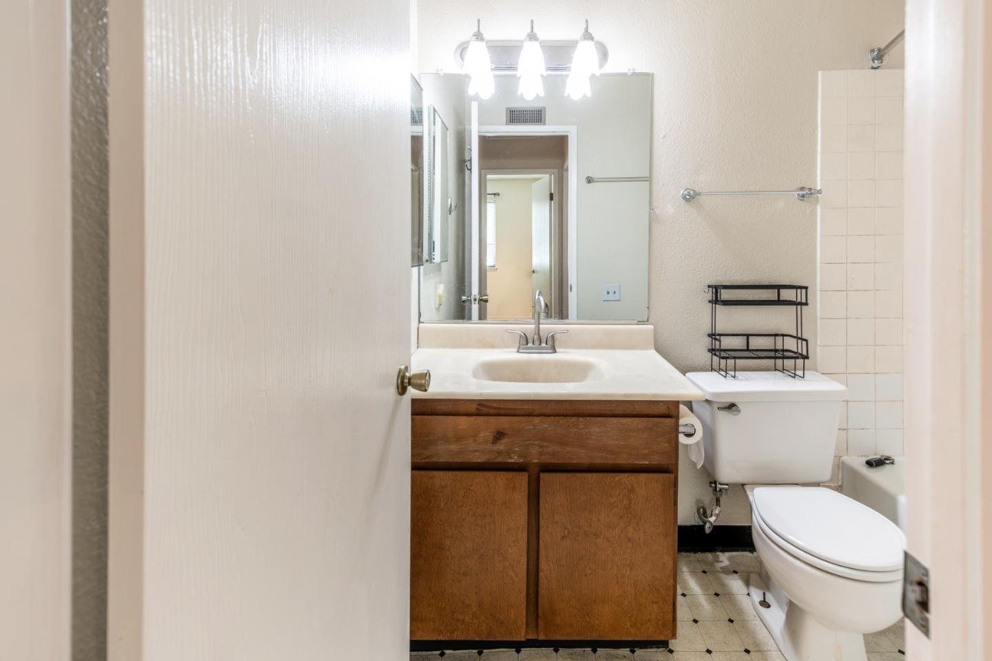 Photo #18: ML82039466 Listing: Photo #18