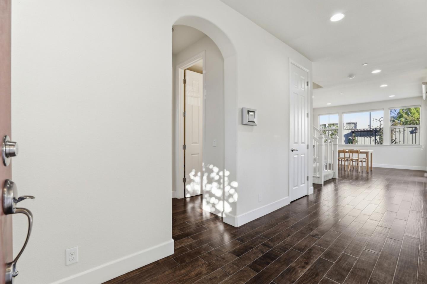 Detail Gallery Image 10 of 42 For 2582 Minuet Dr, San Jose,  CA 95131 - 4 Beds | 2/1 Baths