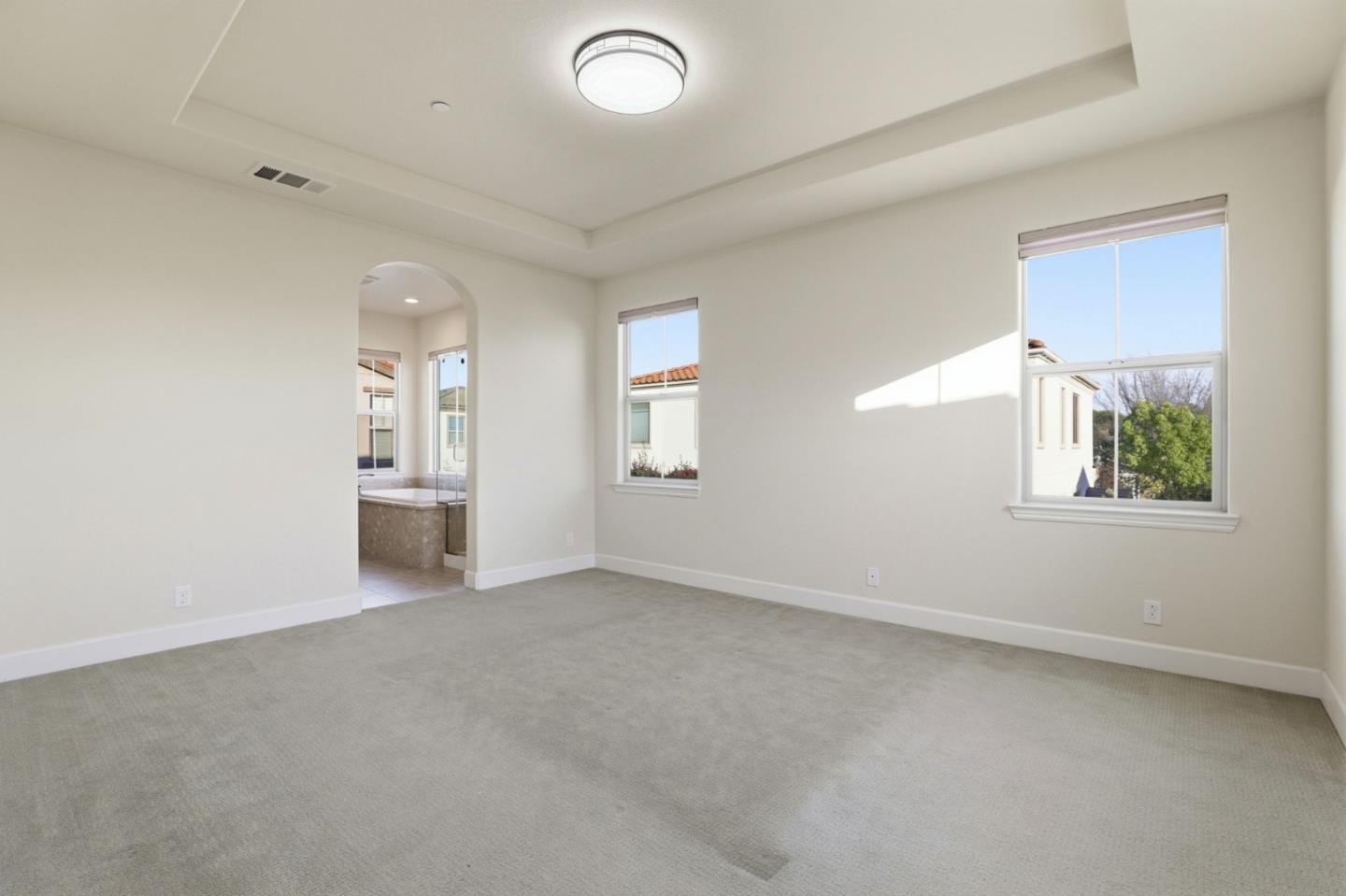 Detail Gallery Image 27 of 42 For 2582 Minuet Dr, San Jose,  CA 95131 - 4 Beds | 2/1 Baths