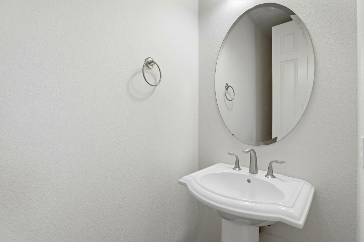 Detail Gallery Image 30 of 42 For 2582 Minuet Dr, San Jose,  CA 95131 - 4 Beds | 2/1 Baths