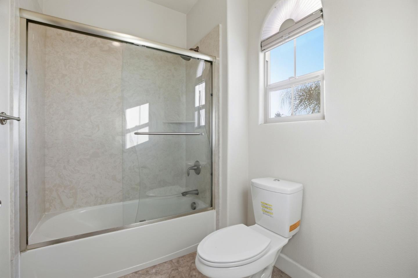 Detail Gallery Image 35 of 42 For 2582 Minuet Dr, San Jose,  CA 95131 - 4 Beds | 2/1 Baths