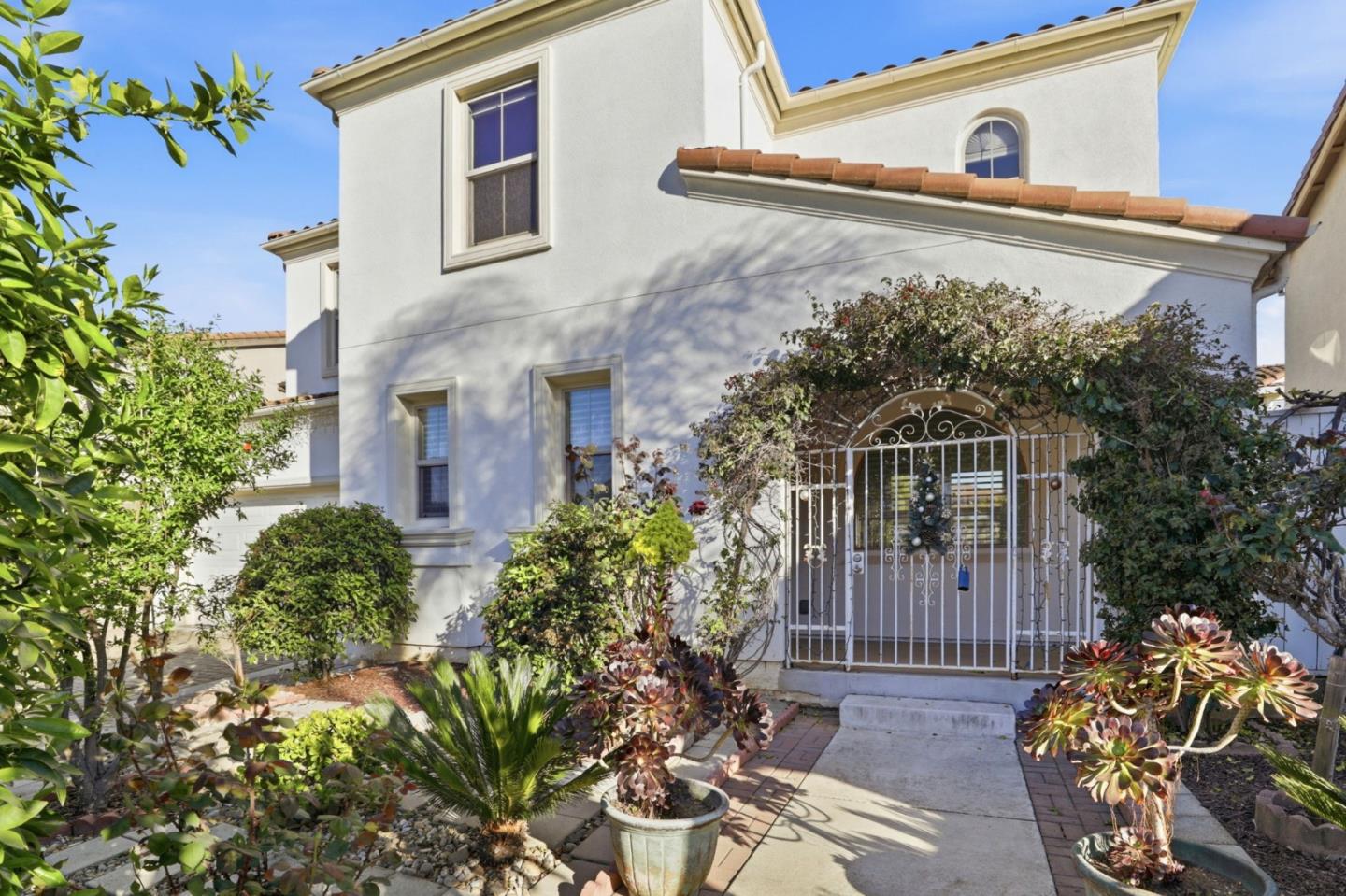 Detail Gallery Image 7 of 42 For 2582 Minuet Dr, San Jose,  CA 95131 - 4 Beds | 2/1 Baths