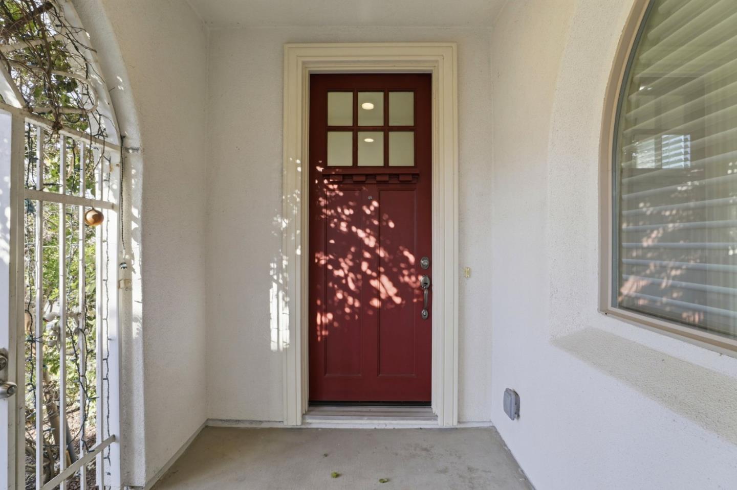 Detail Gallery Image 9 of 42 For 2582 Minuet Dr, San Jose,  CA 95131 - 4 Beds | 2/1 Baths