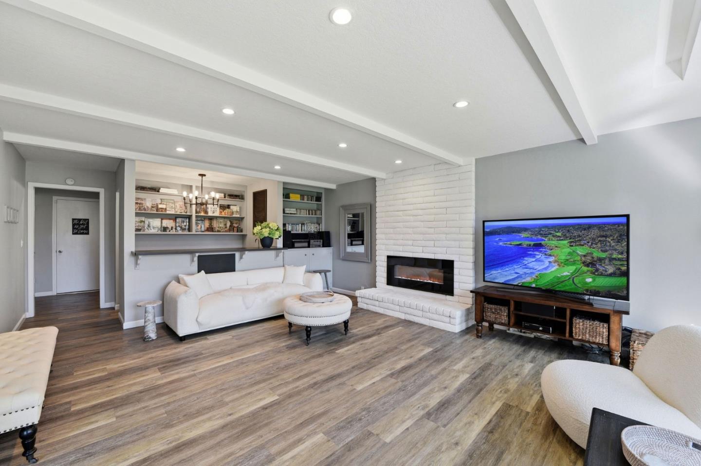 Detail Gallery Image 15 of 62 For 1370 Hillcrest Ct, San Jose,  CA 95120 - 4 Beds | 2/1 Baths