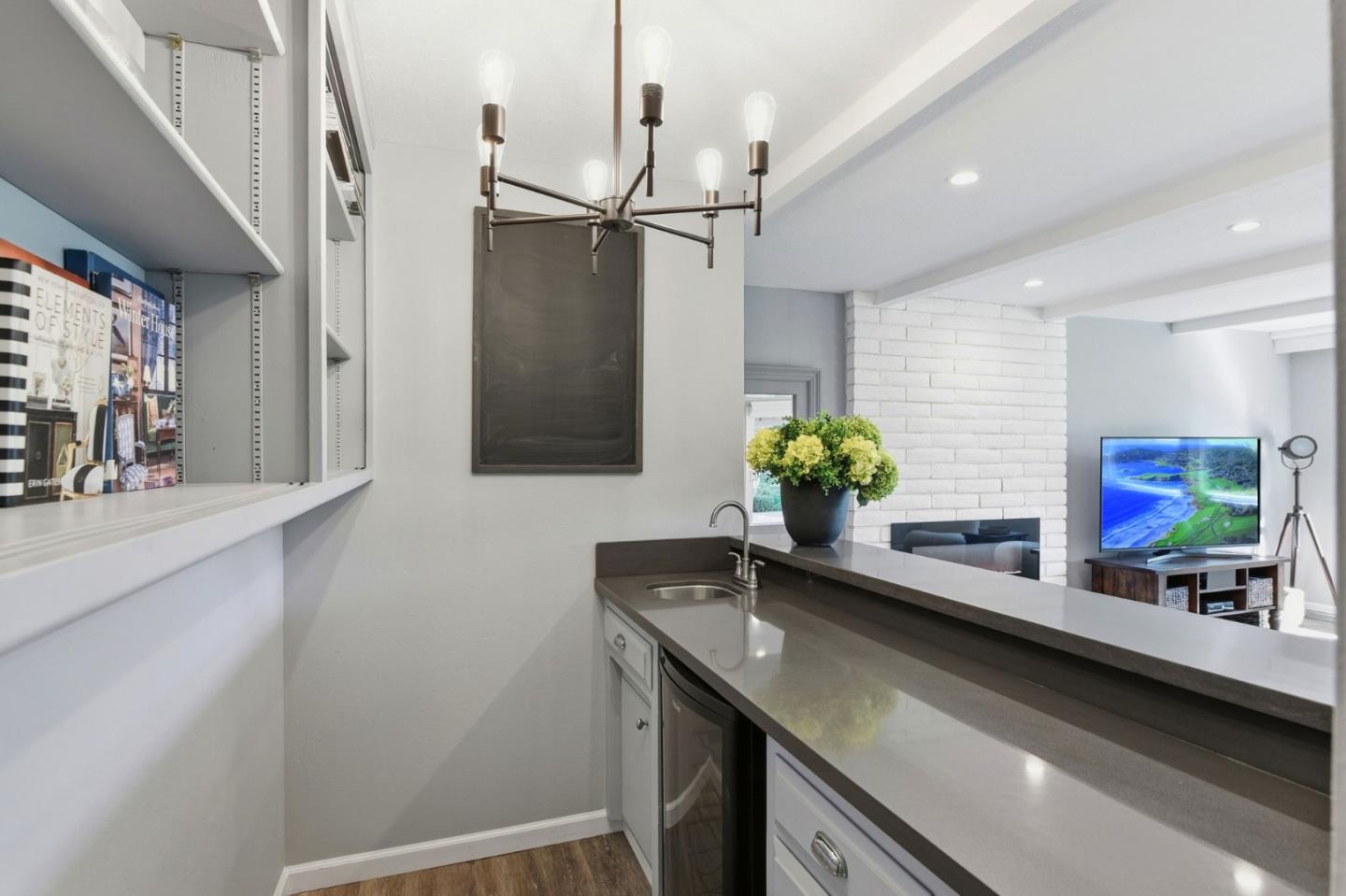 Detail Gallery Image 20 of 62 For 1370 Hillcrest Ct, San Jose,  CA 95120 - 4 Beds | 2/1 Baths