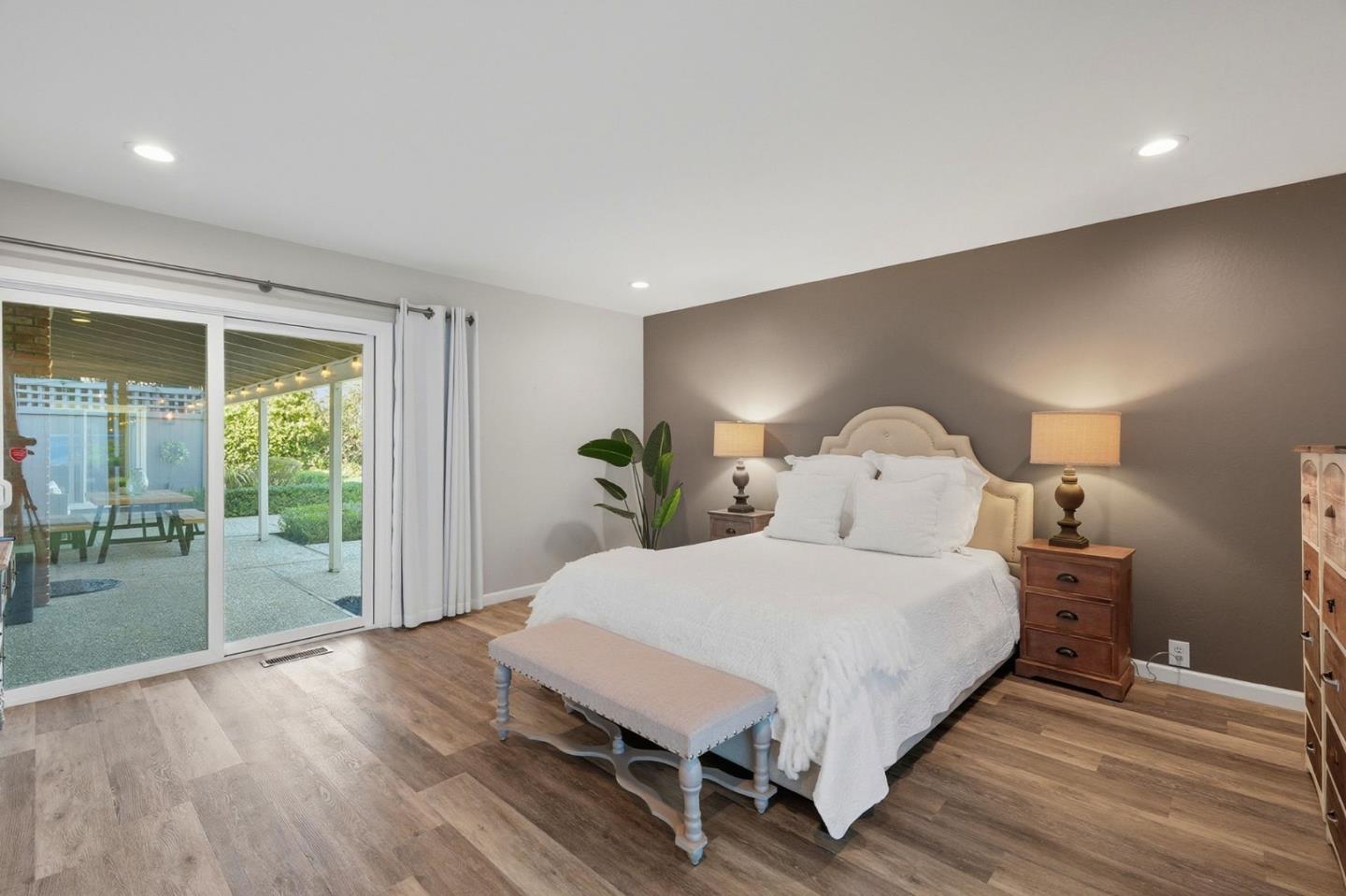 Detail Gallery Image 27 of 62 For 1370 Hillcrest Ct, San Jose,  CA 95120 - 4 Beds | 2/1 Baths