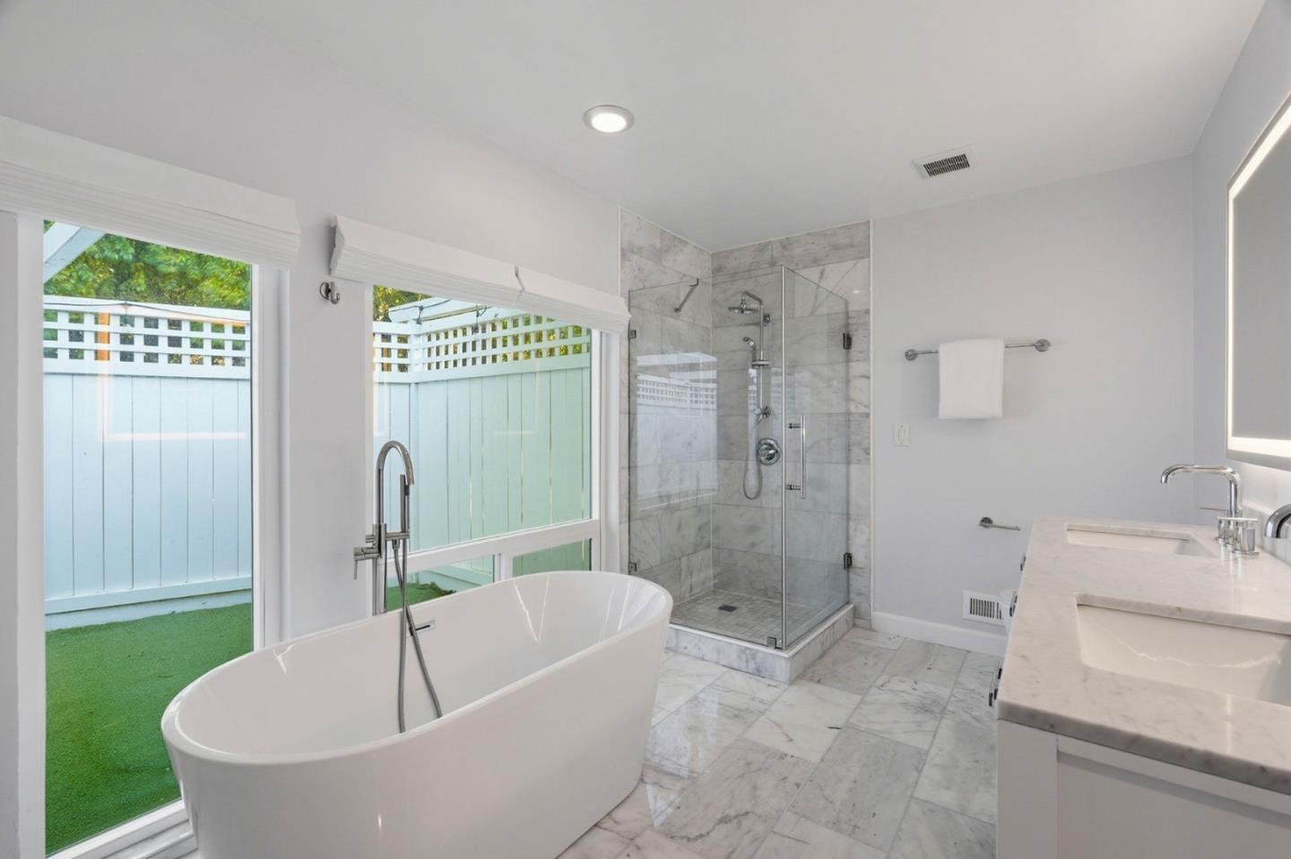 Detail Gallery Image 32 of 62 For 1370 Hillcrest Ct, San Jose,  CA 95120 - 4 Beds | 2/1 Baths