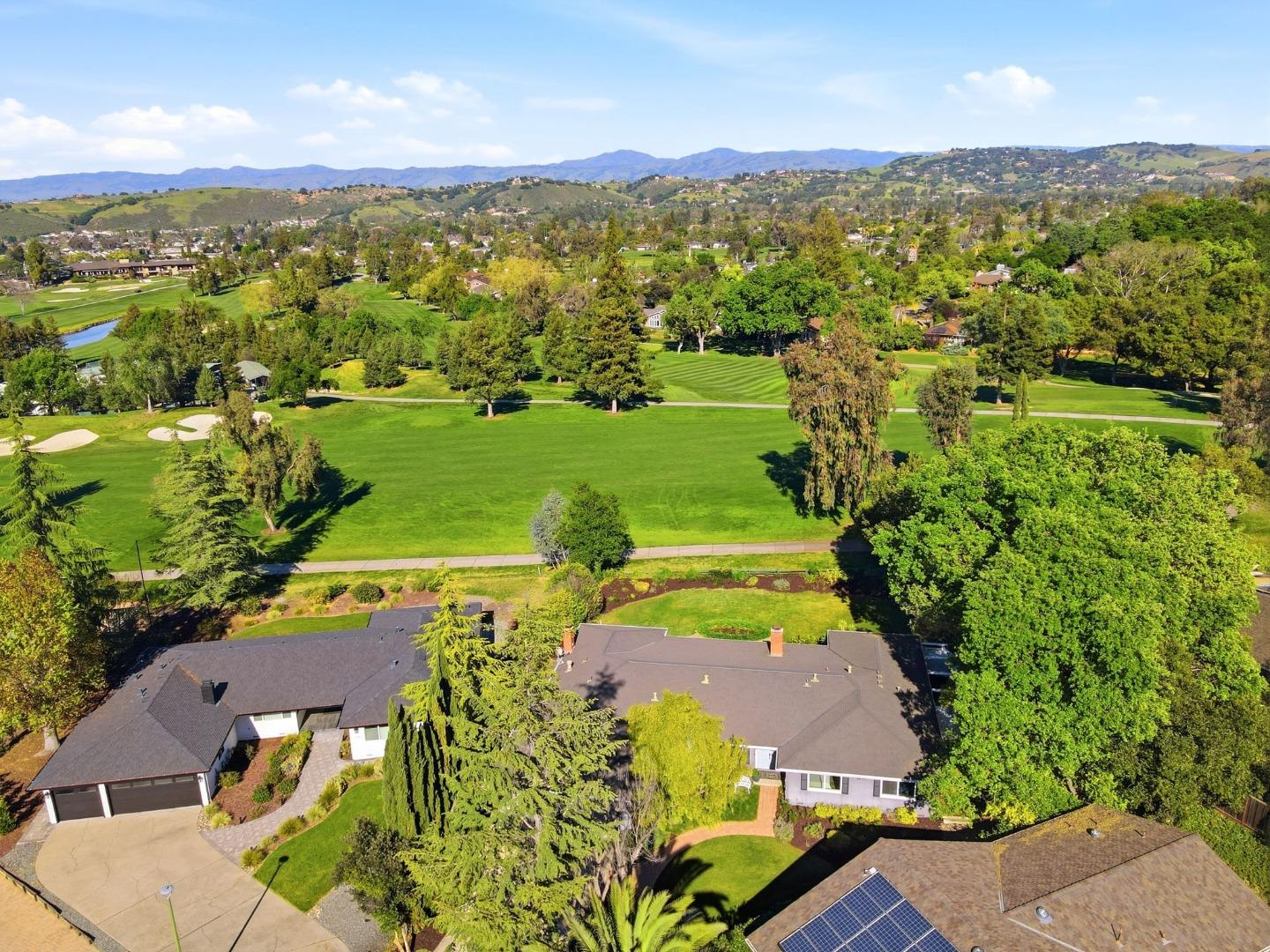 Detail Gallery Image 4 of 62 For 1370 Hillcrest Ct, San Jose,  CA 95120 - 4 Beds | 2/1 Baths