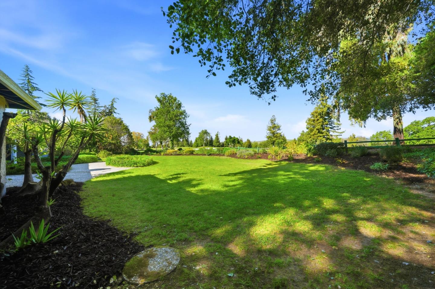 Detail Gallery Image 53 of 62 For 1370 Hillcrest Ct, San Jose,  CA 95120 - 4 Beds | 2/1 Baths