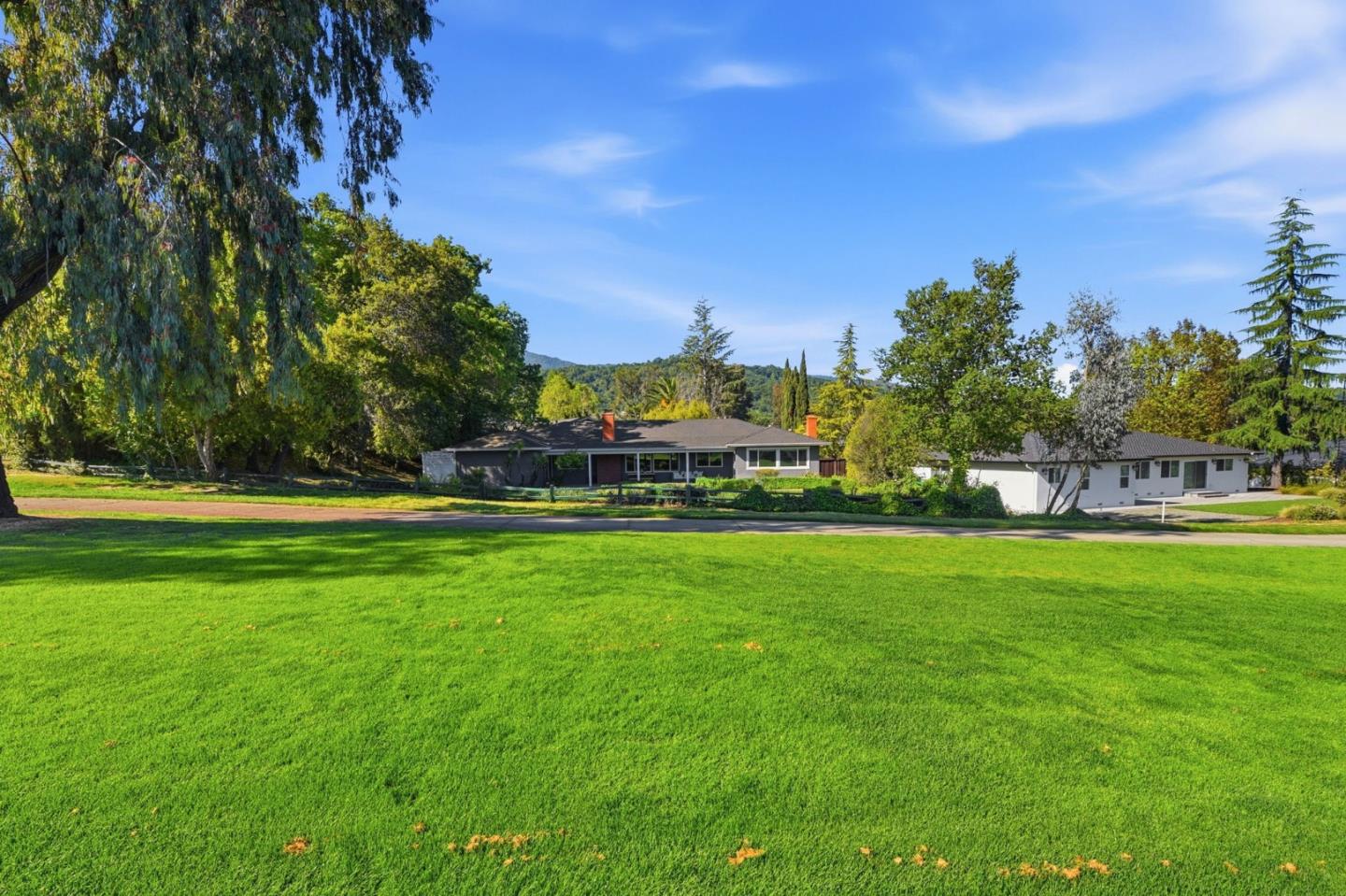 Detail Gallery Image 59 of 62 For 1370 Hillcrest Ct, San Jose,  CA 95120 - 4 Beds | 2/1 Baths