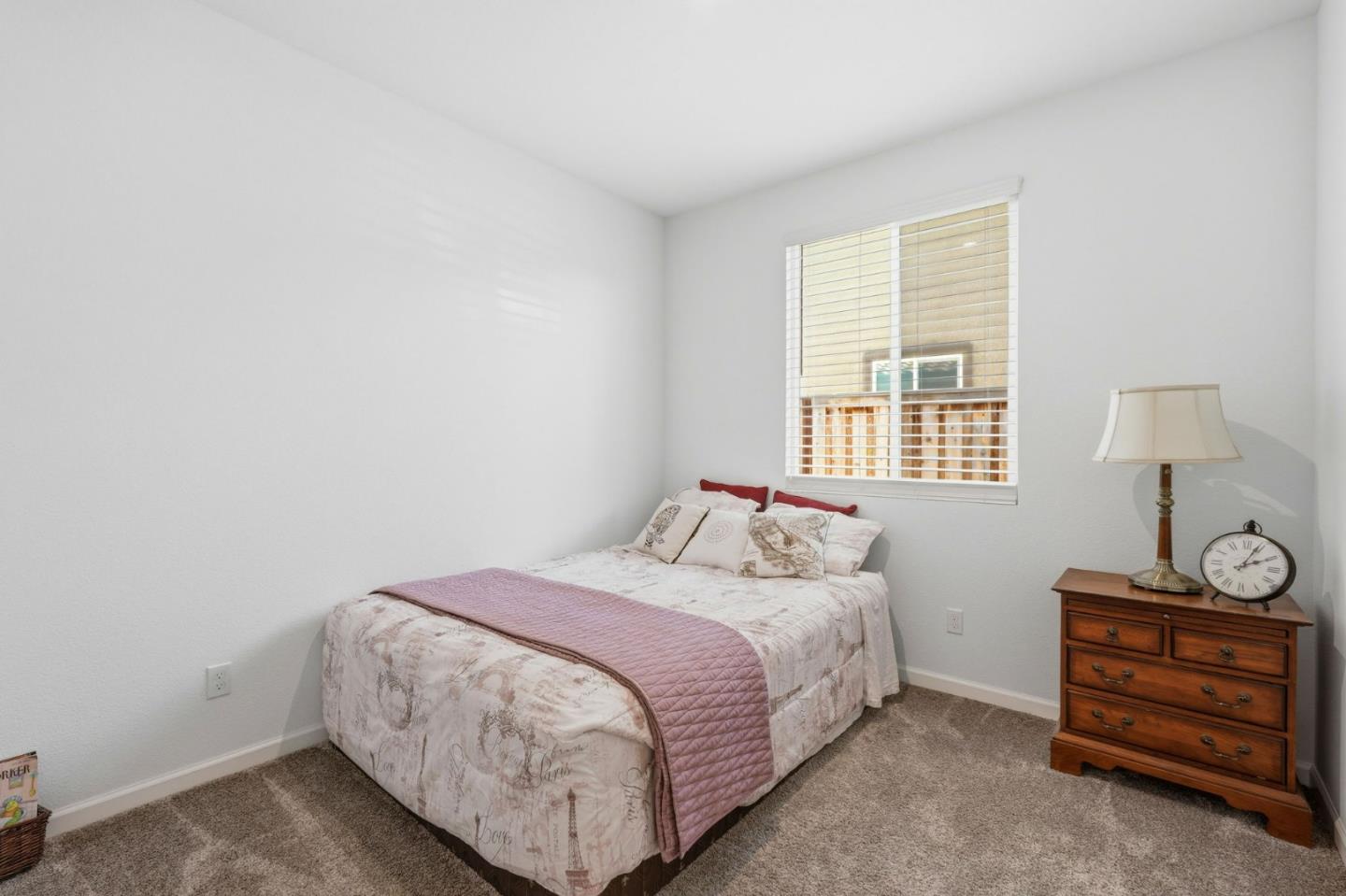 Detail Gallery Image 14 of 27 For 667 Pleasant Dr, Lathrop,  CA 95330 - 3 Beds | 2 Baths