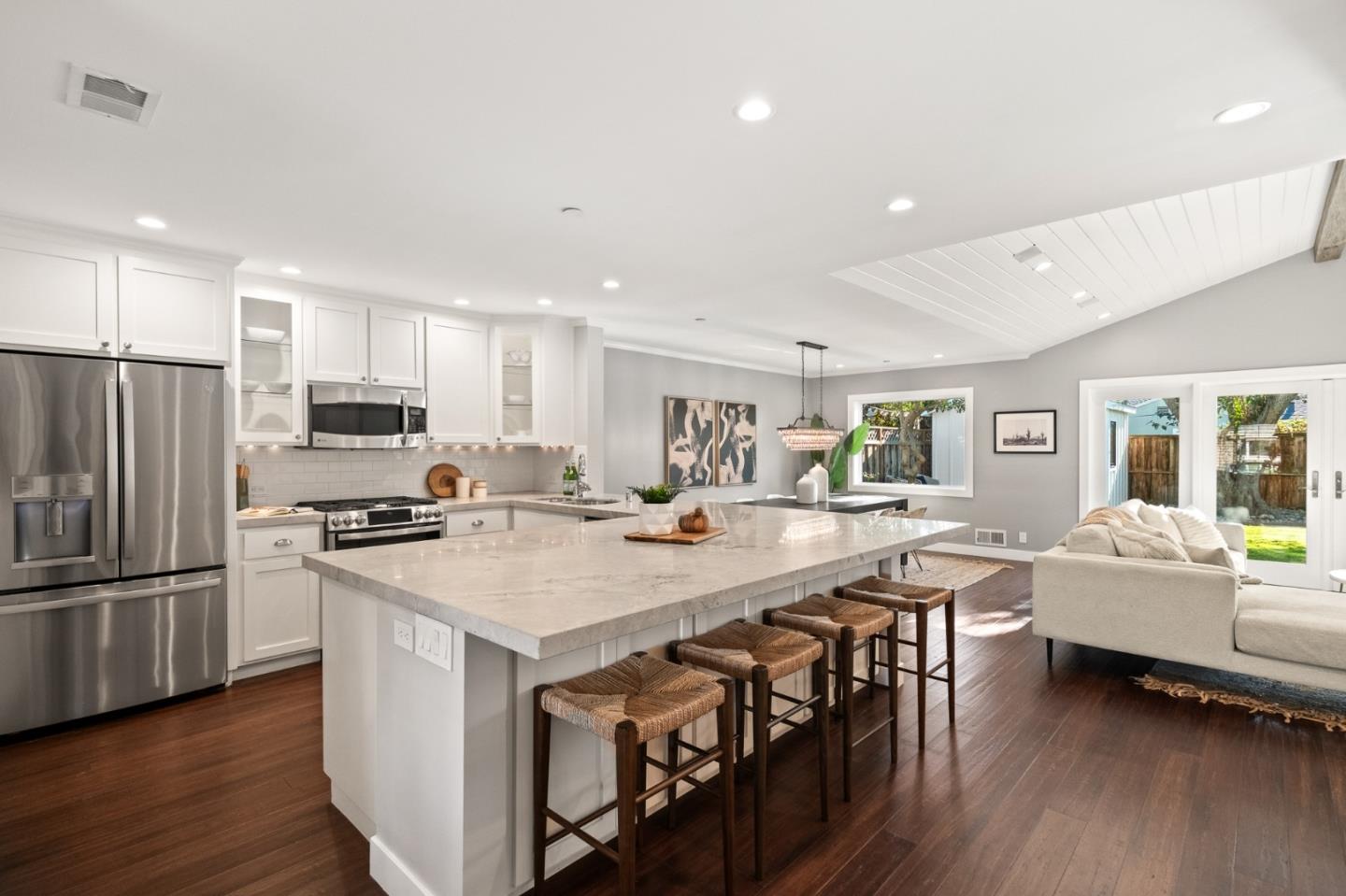 Detail Gallery Image 7 of 48 For 3944 Regan Dr, San Mateo,  CA 94403 - 3 Beds | 2 Baths