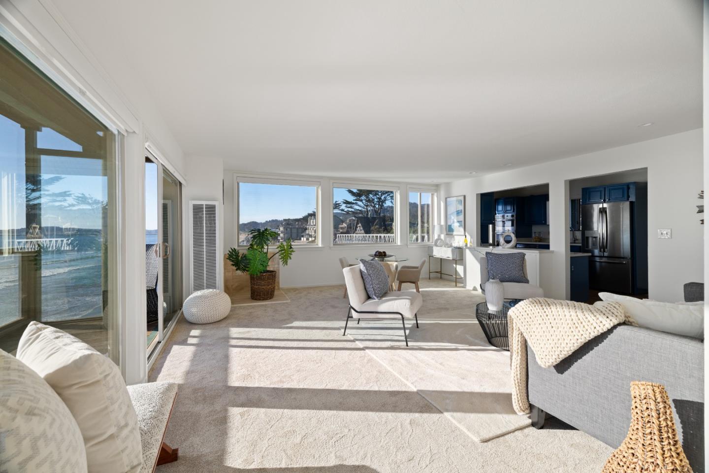 Detail Gallery Image 9 of 46 For 2 Mirada Rd #3,  Half Moon Bay,  CA 94019 - 1 Beds | 1/1 Baths