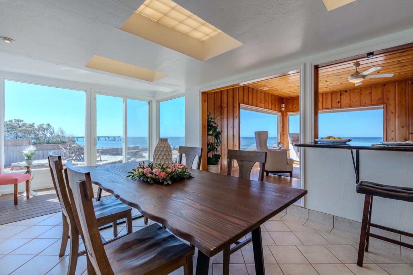 Detail Gallery Image 11 of 53 For 244 Shoreview Ave, Pacifica,  CA 94044 - 3 Beds | 3 Baths