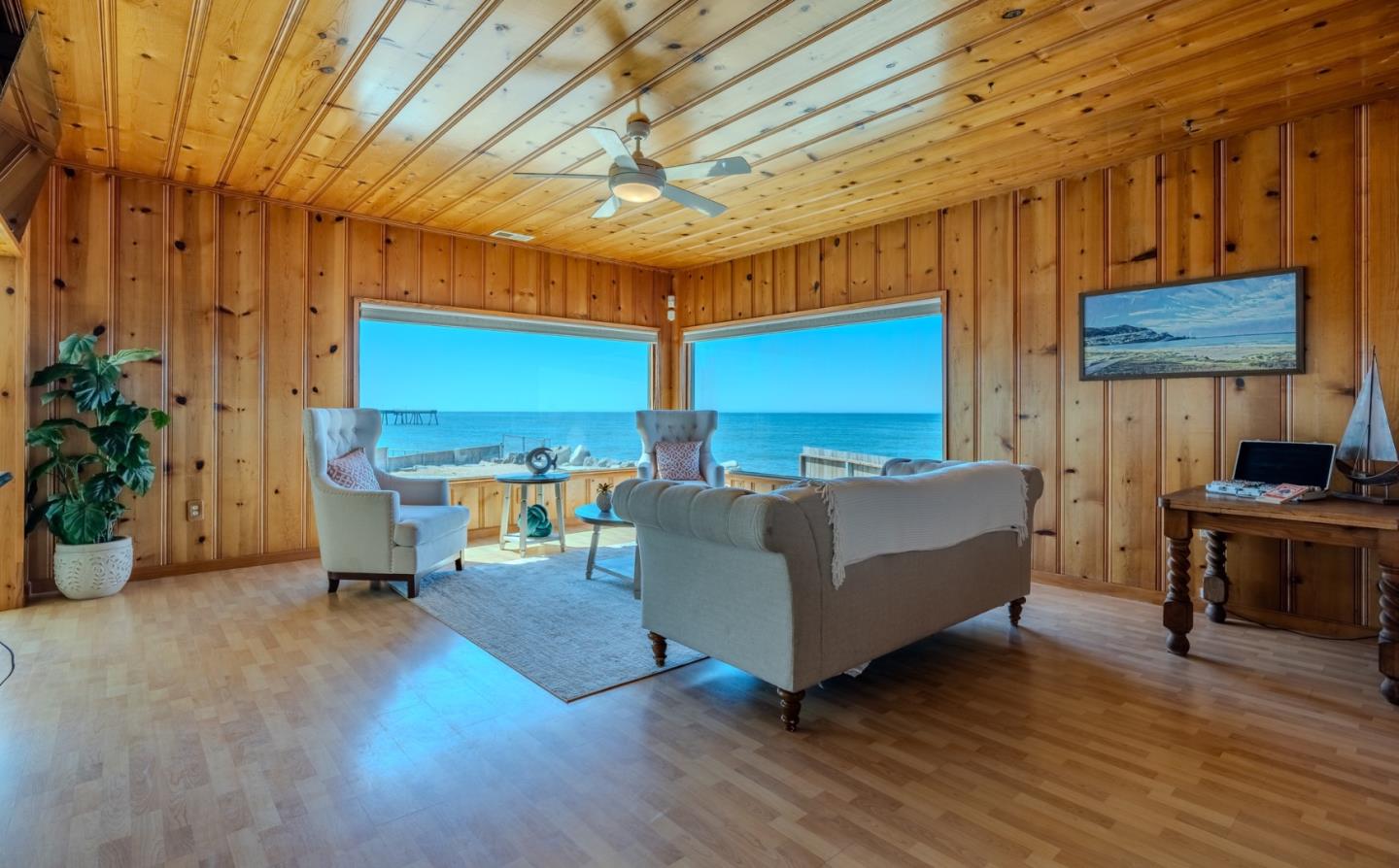 Detail Gallery Image 3 of 53 For 244 Shoreview Ave, Pacifica,  CA 94044 - 3 Beds | 3 Baths