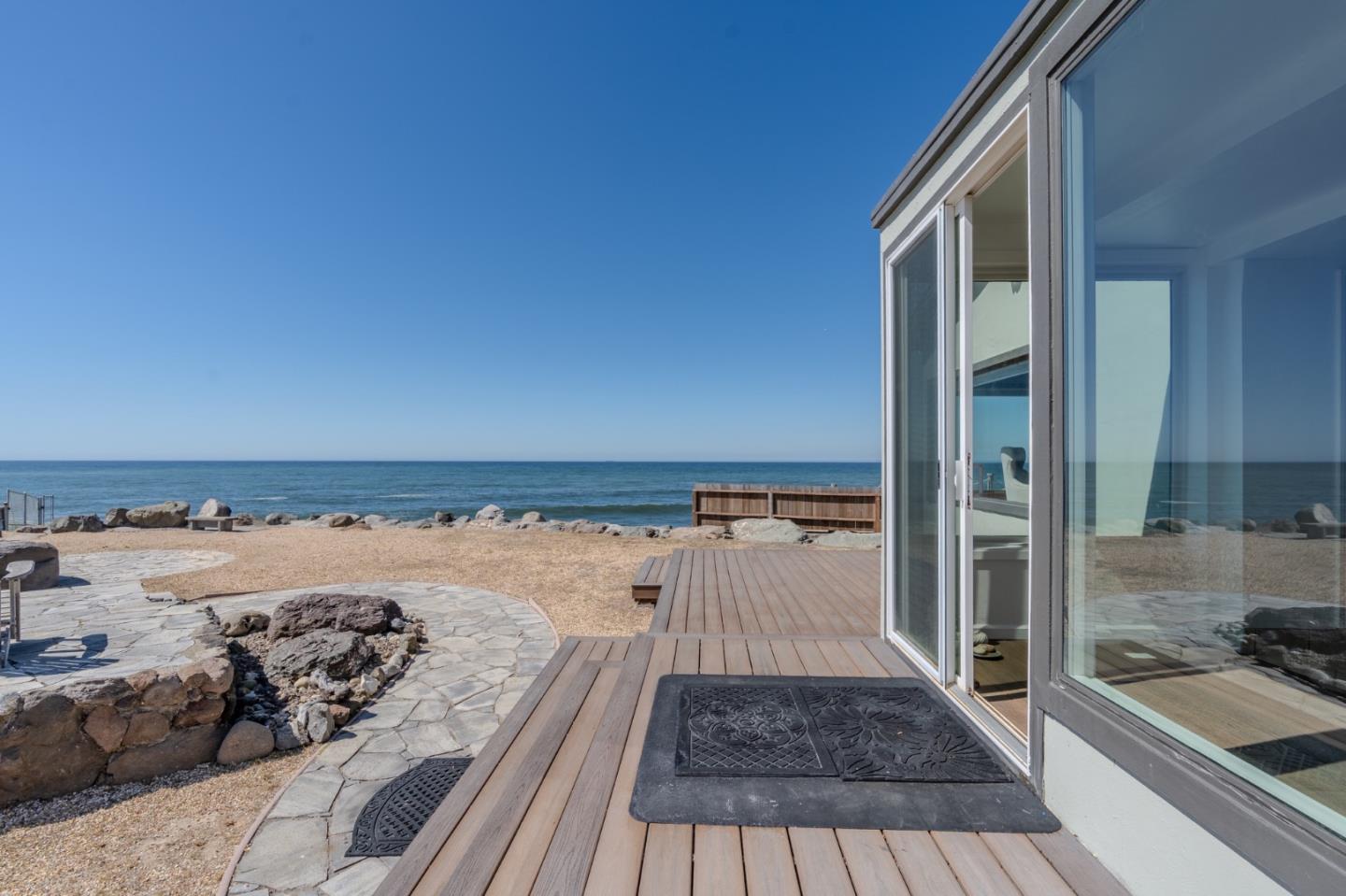 Detail Gallery Image 33 of 53 For 244 Shoreview Ave, Pacifica,  CA 94044 - 3 Beds | 3 Baths