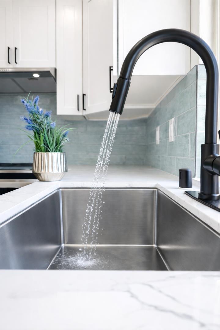 Detail Gallery Image 11 of 30 For 27799 Del Norte Ct, Hayward,  CA 94545 - 3 Beds | 1/1 Baths