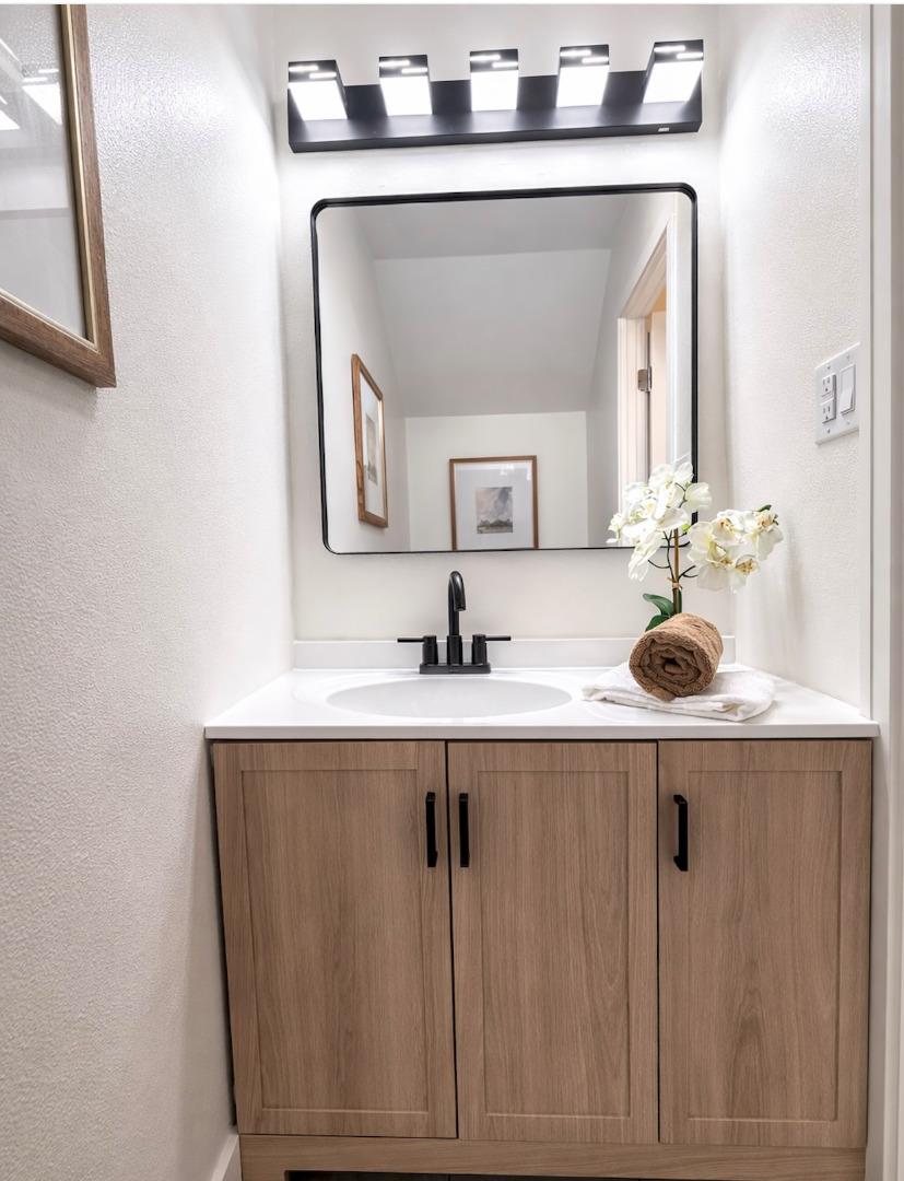 Detail Gallery Image 25 of 30 For 27799 Del Norte Ct, Hayward,  CA 94545 - 3 Beds | 1/1 Baths