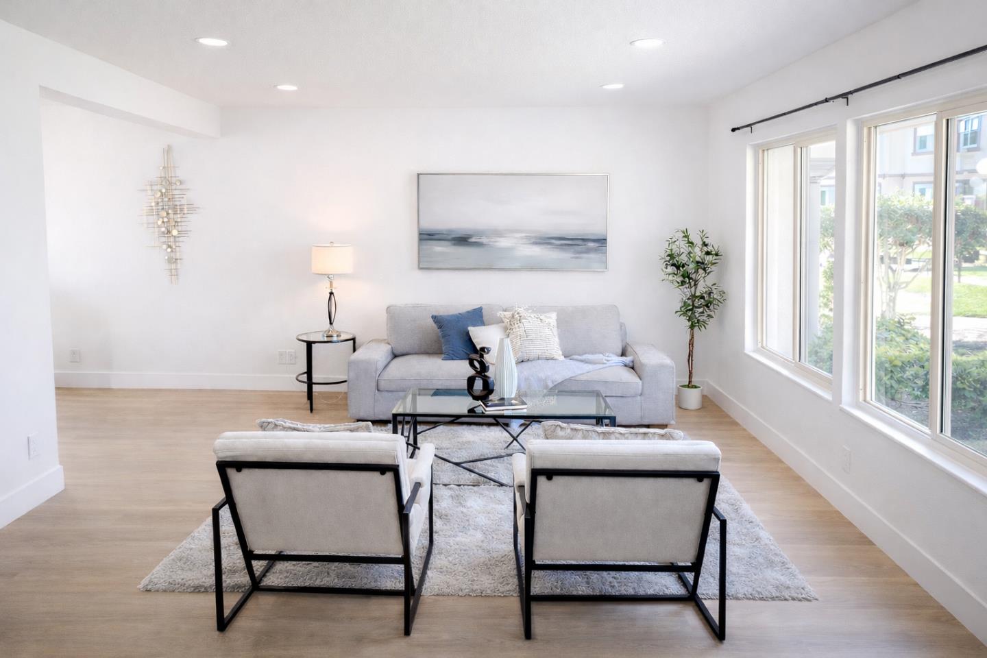 Detail Gallery Image 4 of 30 For 27799 Del Norte Ct, Hayward,  CA 94545 - 3 Beds | 1/1 Baths