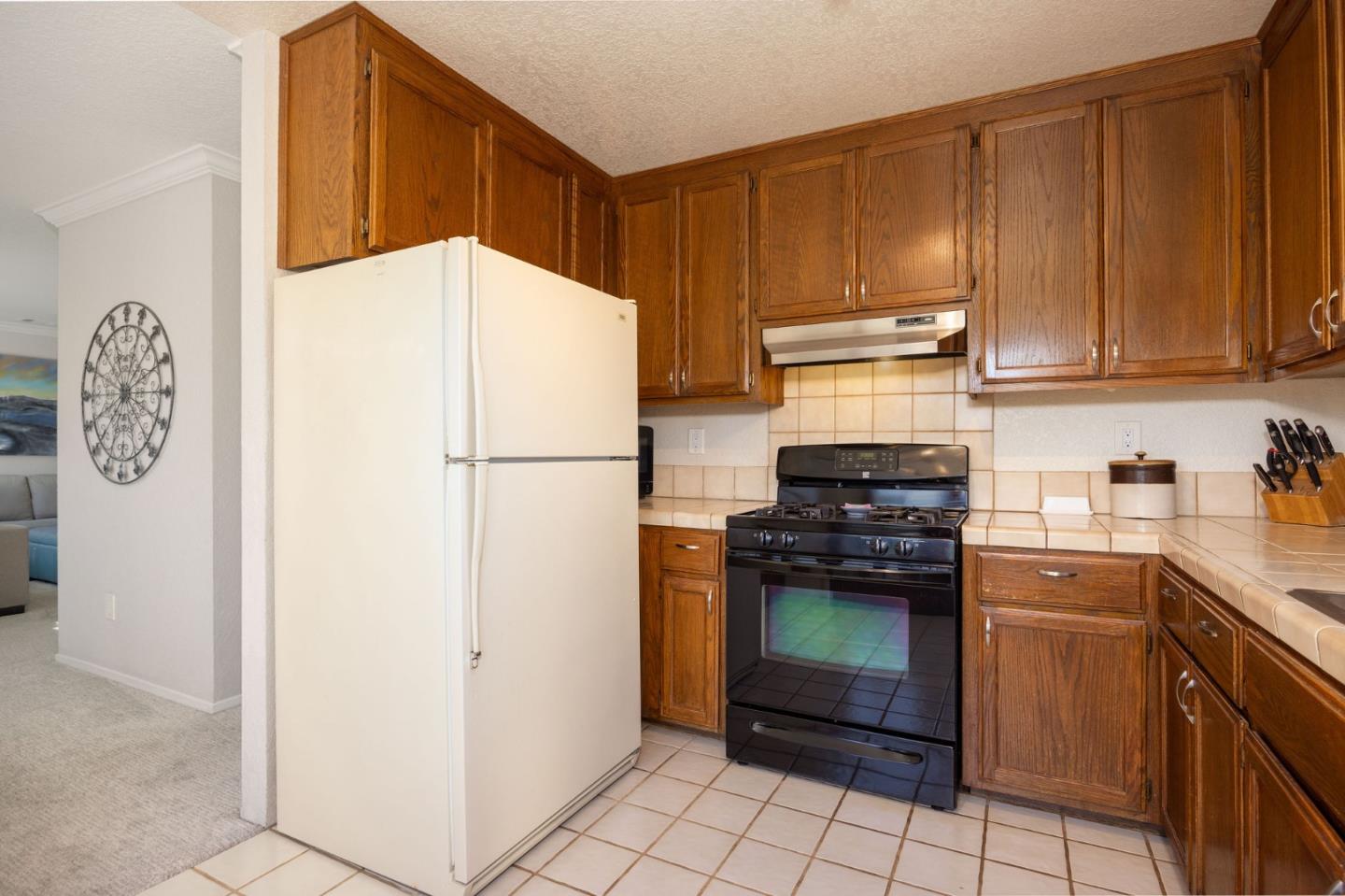 Detail Gallery Image 12 of 48 For 839 Sonora Ave, El Granada,  CA 94018 - 3 Beds | 2/1 Baths