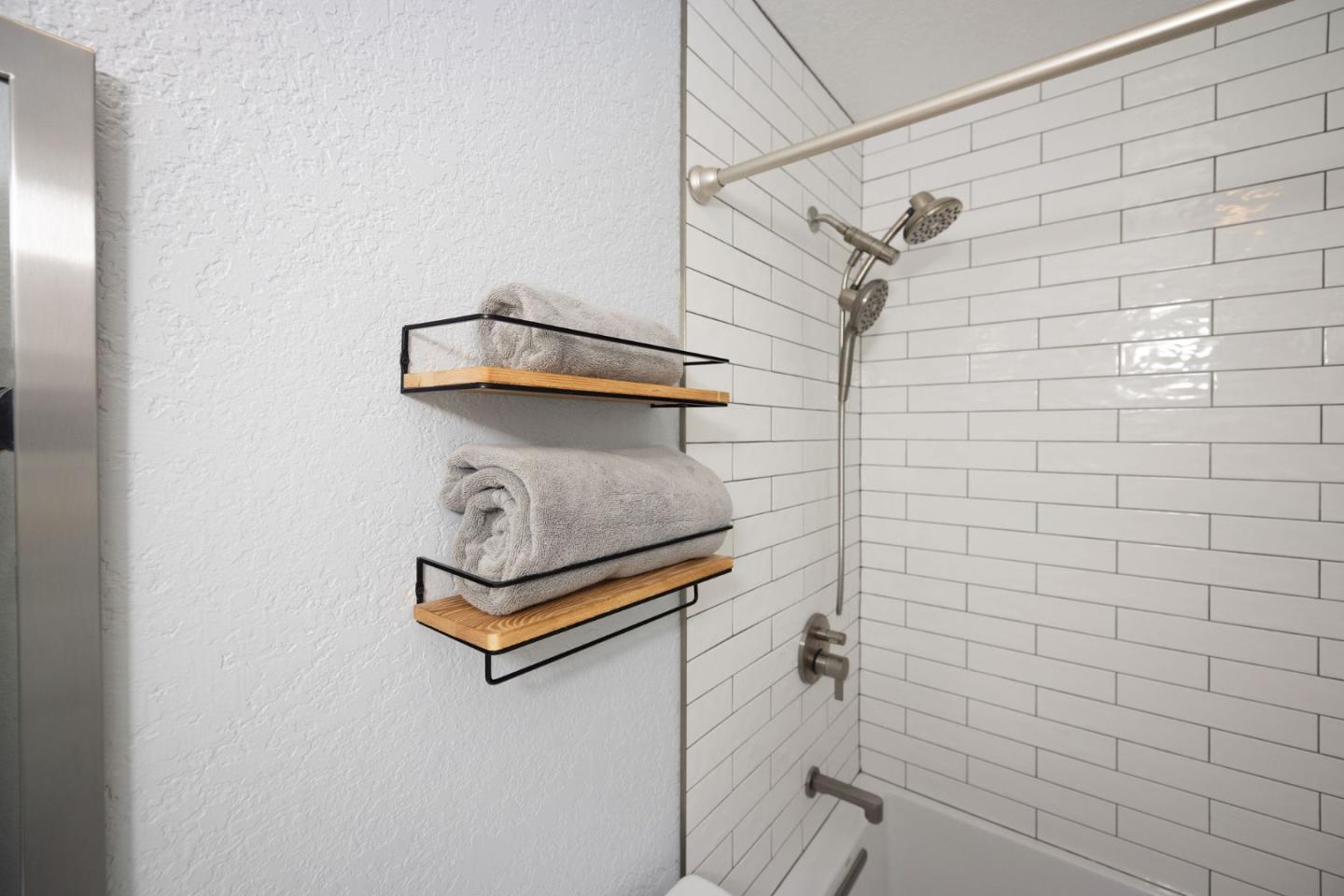 Detail Gallery Image 19 of 48 For 839 Sonora Ave, El Granada,  CA 94018 - 3 Beds | 2/1 Baths