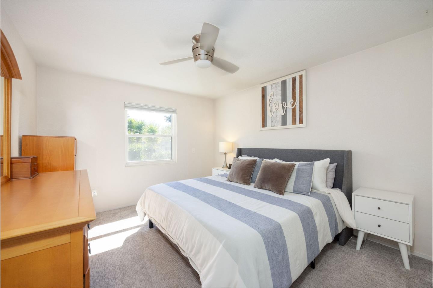 Detail Gallery Image 23 of 48 For 839 Sonora Ave, El Granada,  CA 94018 - 3 Beds | 2/1 Baths