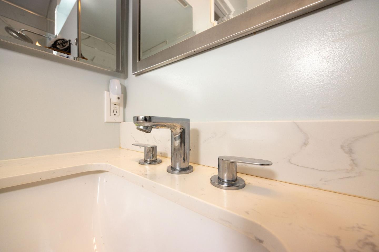 Detail Gallery Image 25 of 48 For 839 Sonora Ave, El Granada,  CA 94018 - 3 Beds | 2/1 Baths