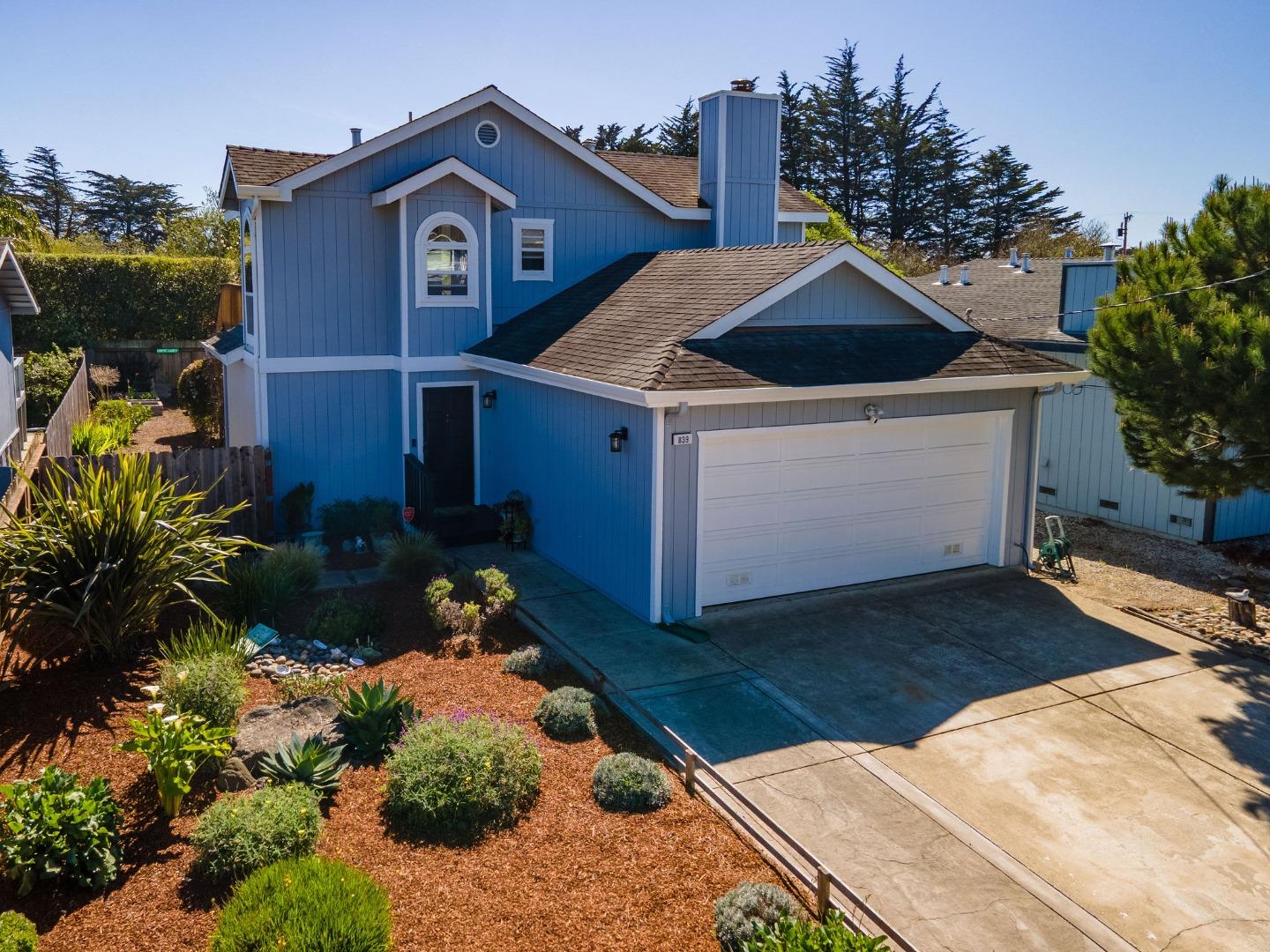 Detail Gallery Image 39 of 48 For 839 Sonora Ave, El Granada,  CA 94018 - 3 Beds | 2/1 Baths