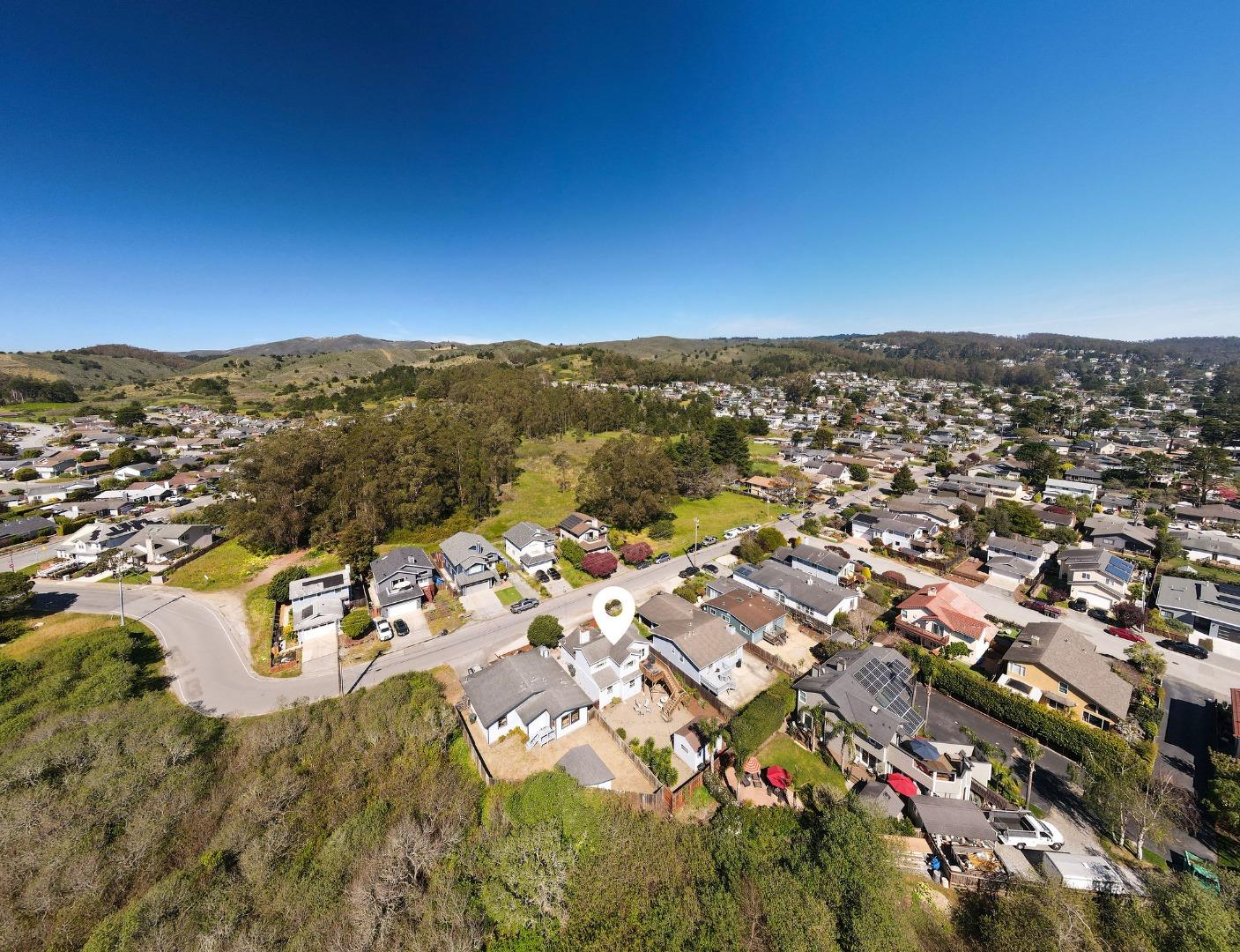 Detail Gallery Image 46 of 48 For 839 Sonora Ave, El Granada,  CA 94018 - 3 Beds | 2/1 Baths