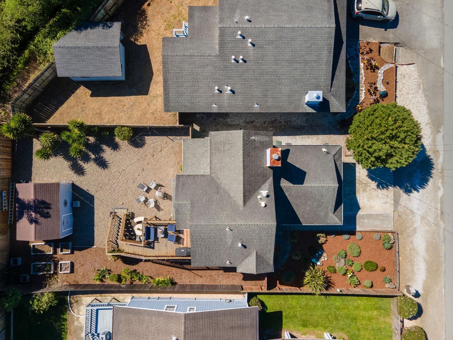 Detail Gallery Image 48 of 48 For 839 Sonora Ave, El Granada,  CA 94018 - 3 Beds | 2/1 Baths