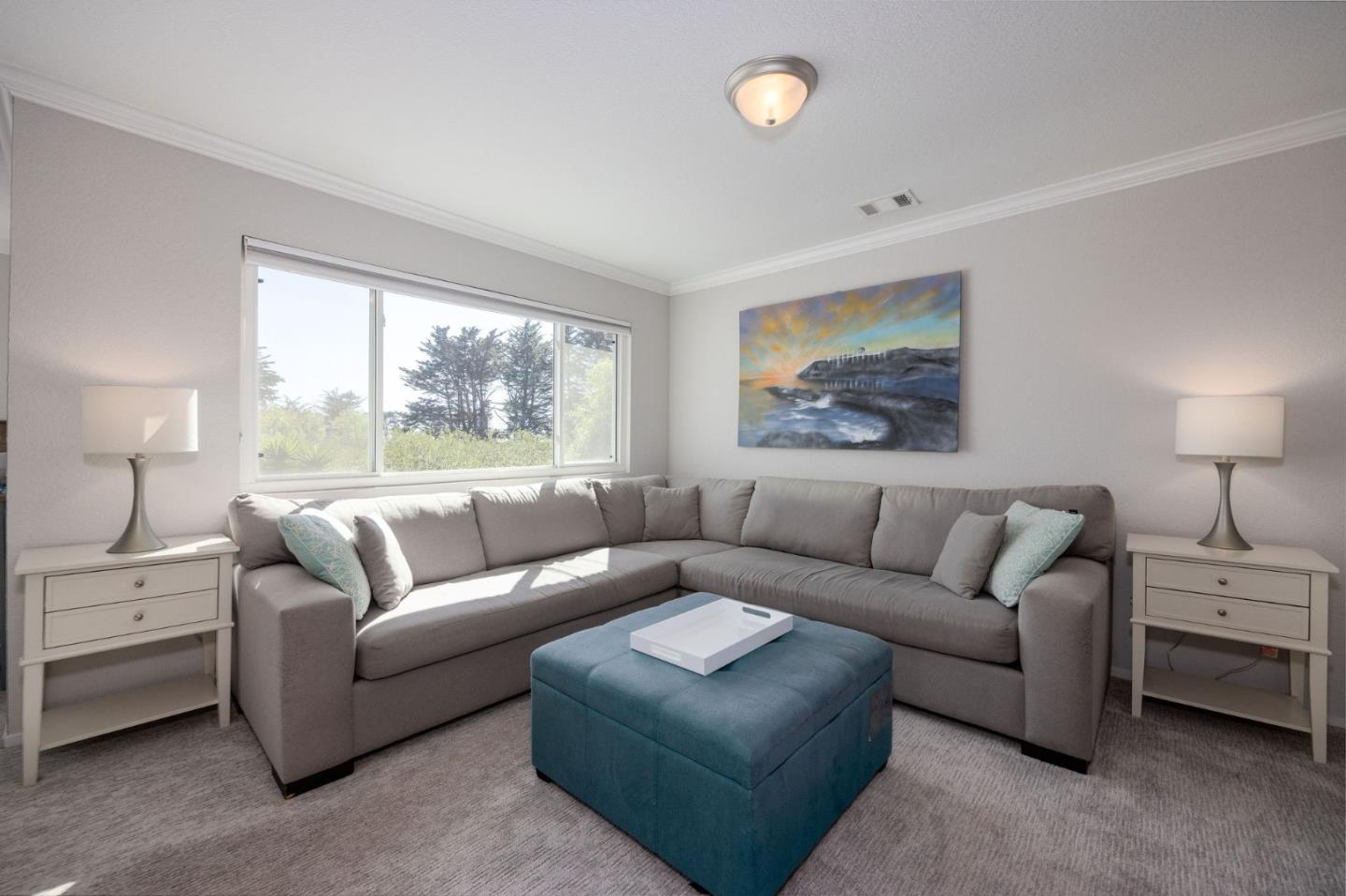 Detail Gallery Image 7 of 48 For 839 Sonora Ave, El Granada,  CA 94018 - 3 Beds | 2/1 Baths