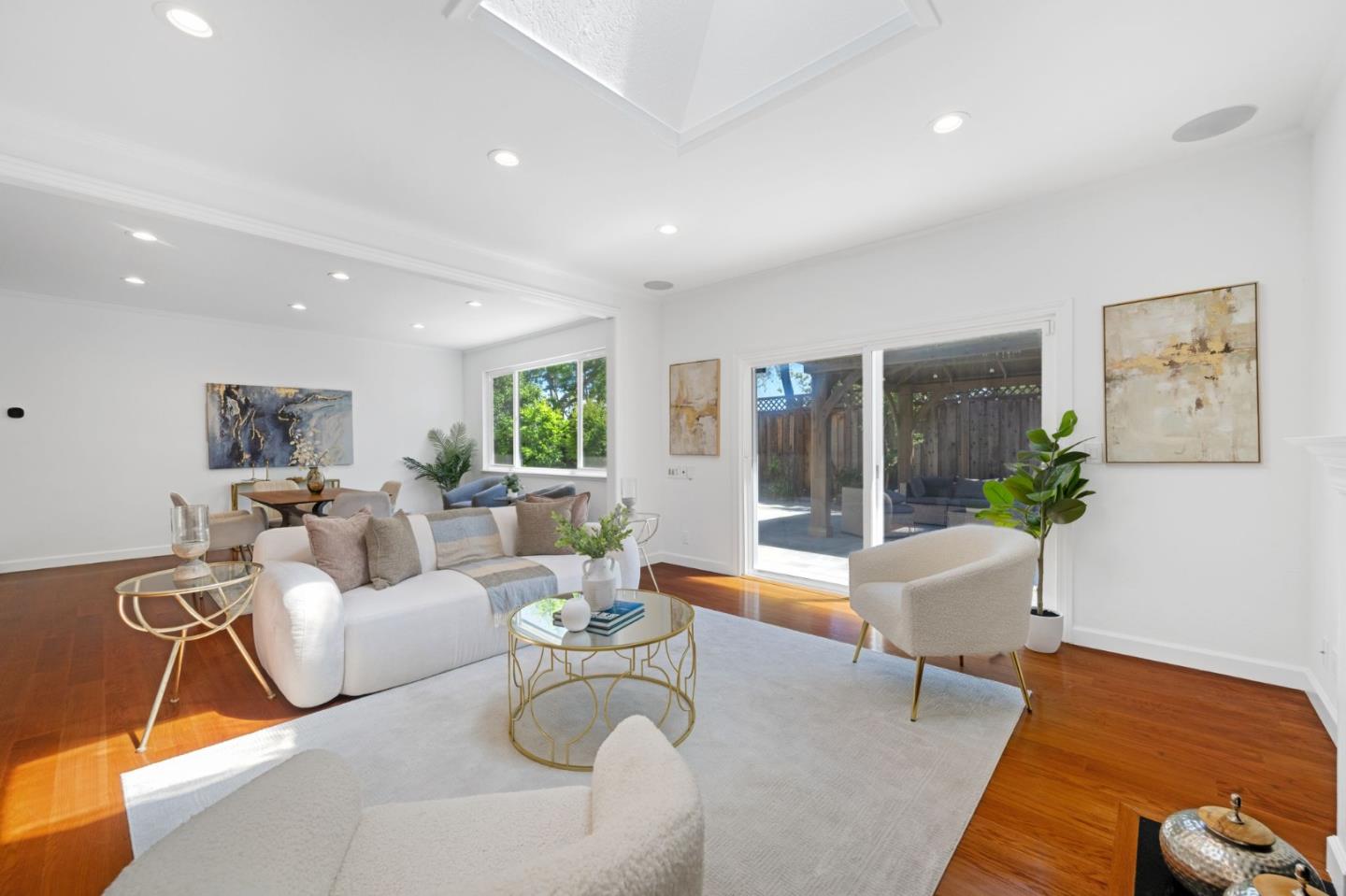 Detail Gallery Image 11 of 41 For 1096 Del Cambre Dr, San Jose,  CA 95129 - 4 Beds | 2 Baths