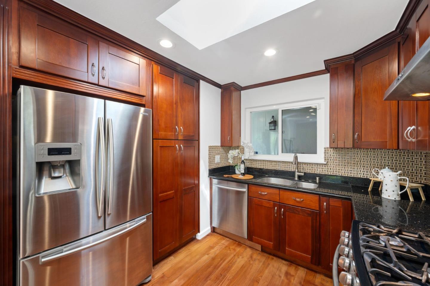 Detail Gallery Image 17 of 41 For 1096 Del Cambre Dr, San Jose,  CA 95129 - 4 Beds | 2 Baths