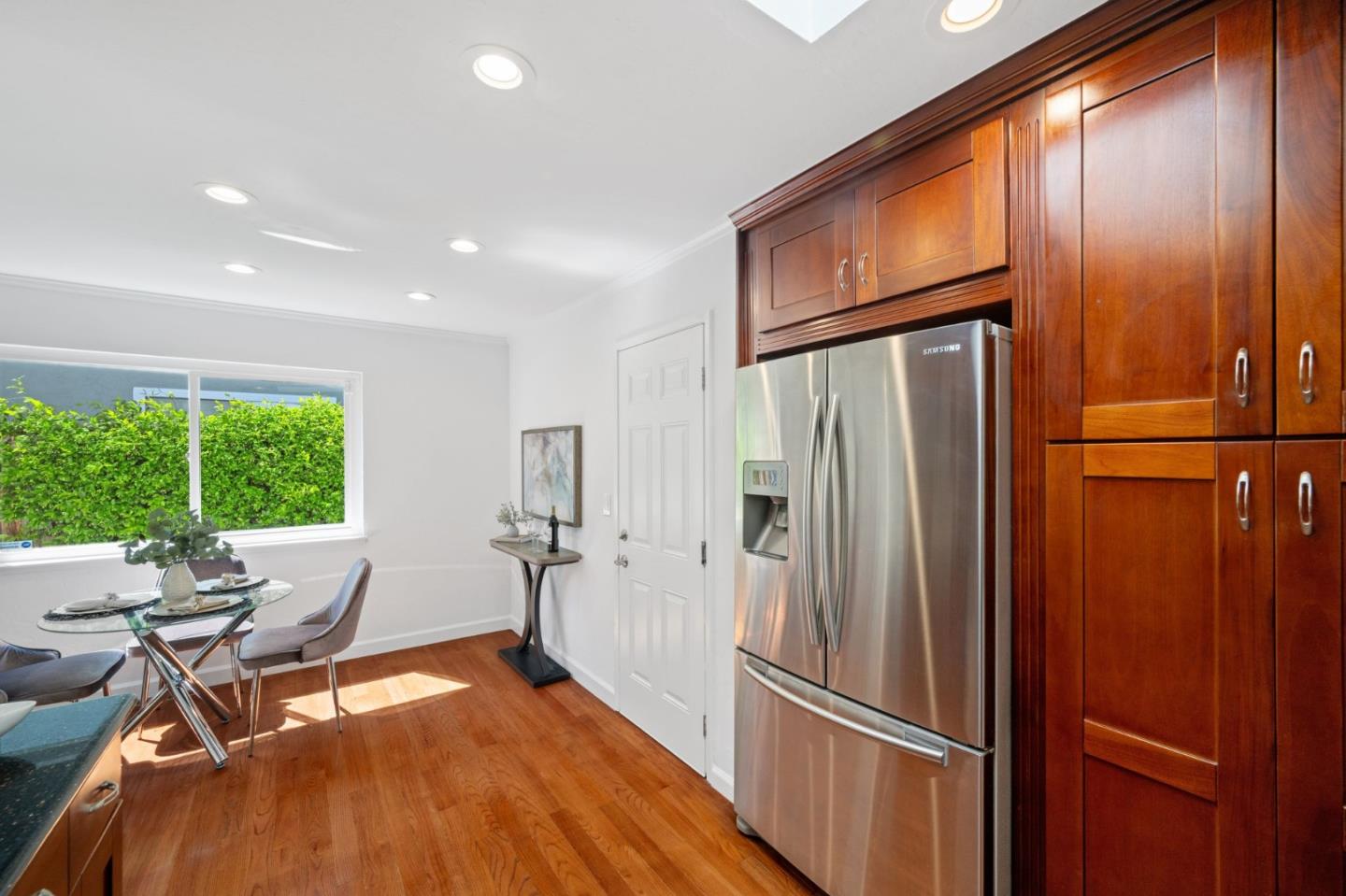 Detail Gallery Image 19 of 41 For 1096 Del Cambre Dr, San Jose,  CA 95129 - 4 Beds | 2 Baths