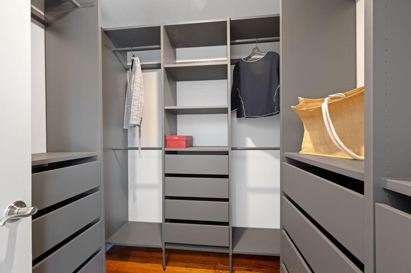 Detail Gallery Image 23 of 41 For 1096 Del Cambre Dr, San Jose,  CA 95129 - 4 Beds | 2 Baths