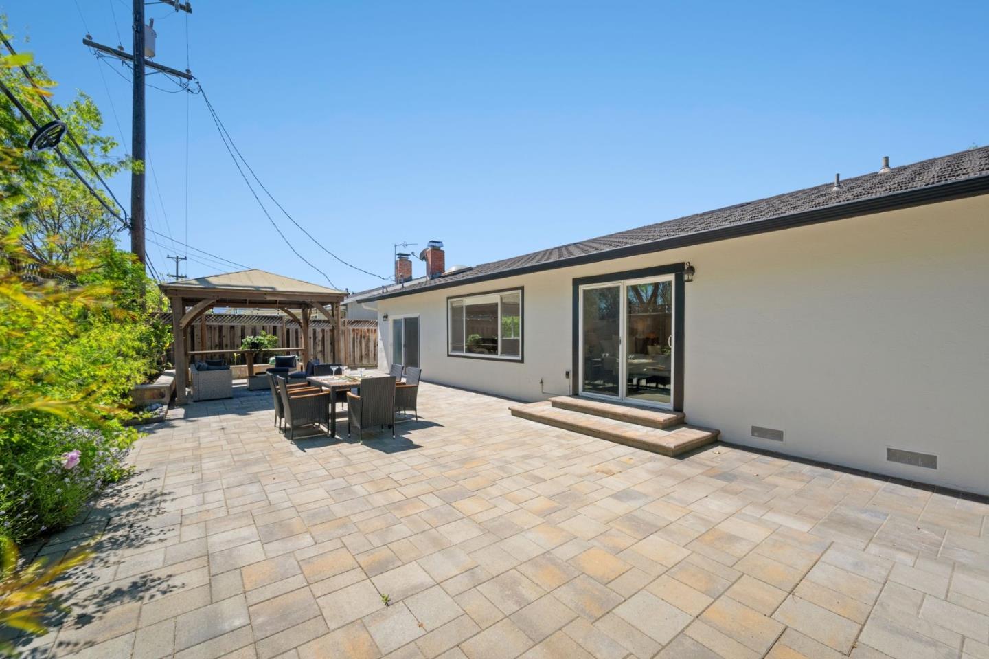 Detail Gallery Image 33 of 41 For 1096 Del Cambre Dr, San Jose,  CA 95129 - 4 Beds | 2 Baths