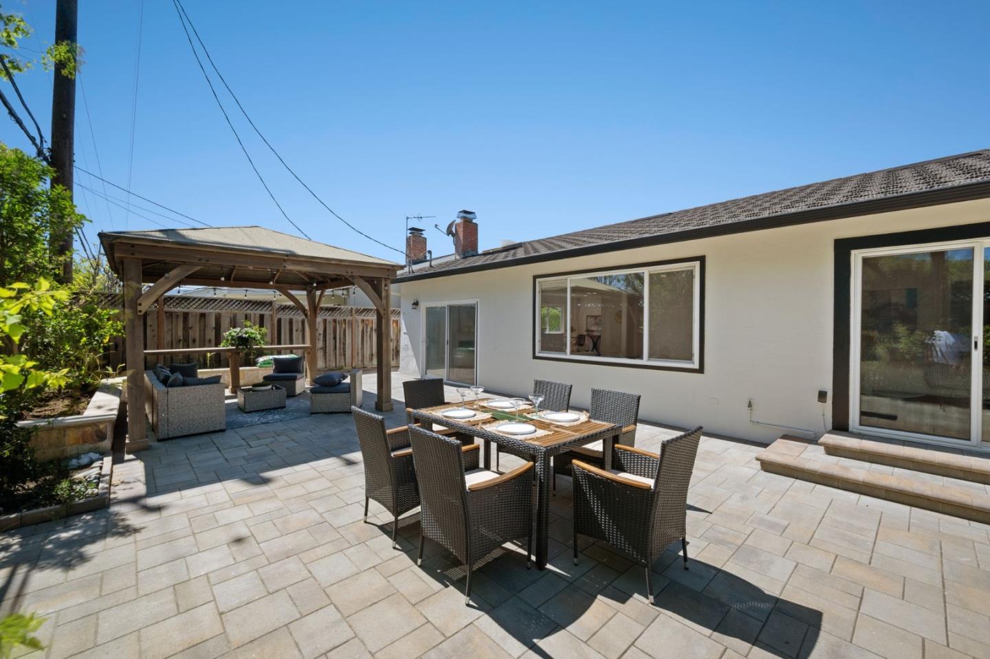 Detail Gallery Image 34 of 41 For 1096 Del Cambre Dr, San Jose,  CA 95129 - 4 Beds | 2 Baths