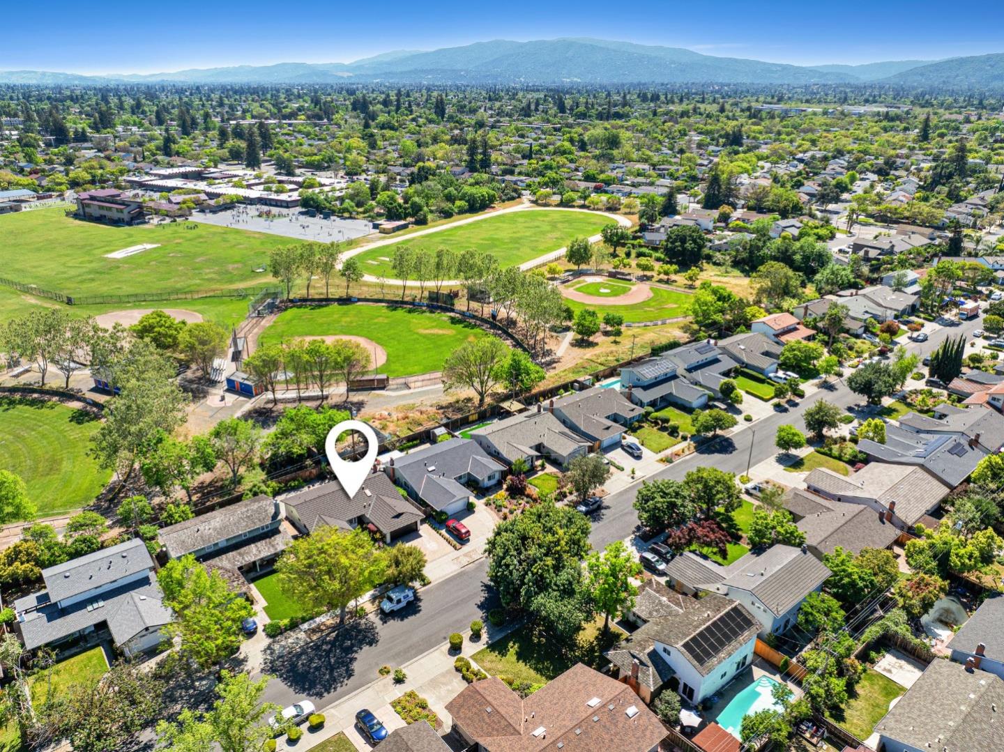 Detail Gallery Image 39 of 41 For 1096 Del Cambre Dr, San Jose,  CA 95129 - 4 Beds | 2 Baths