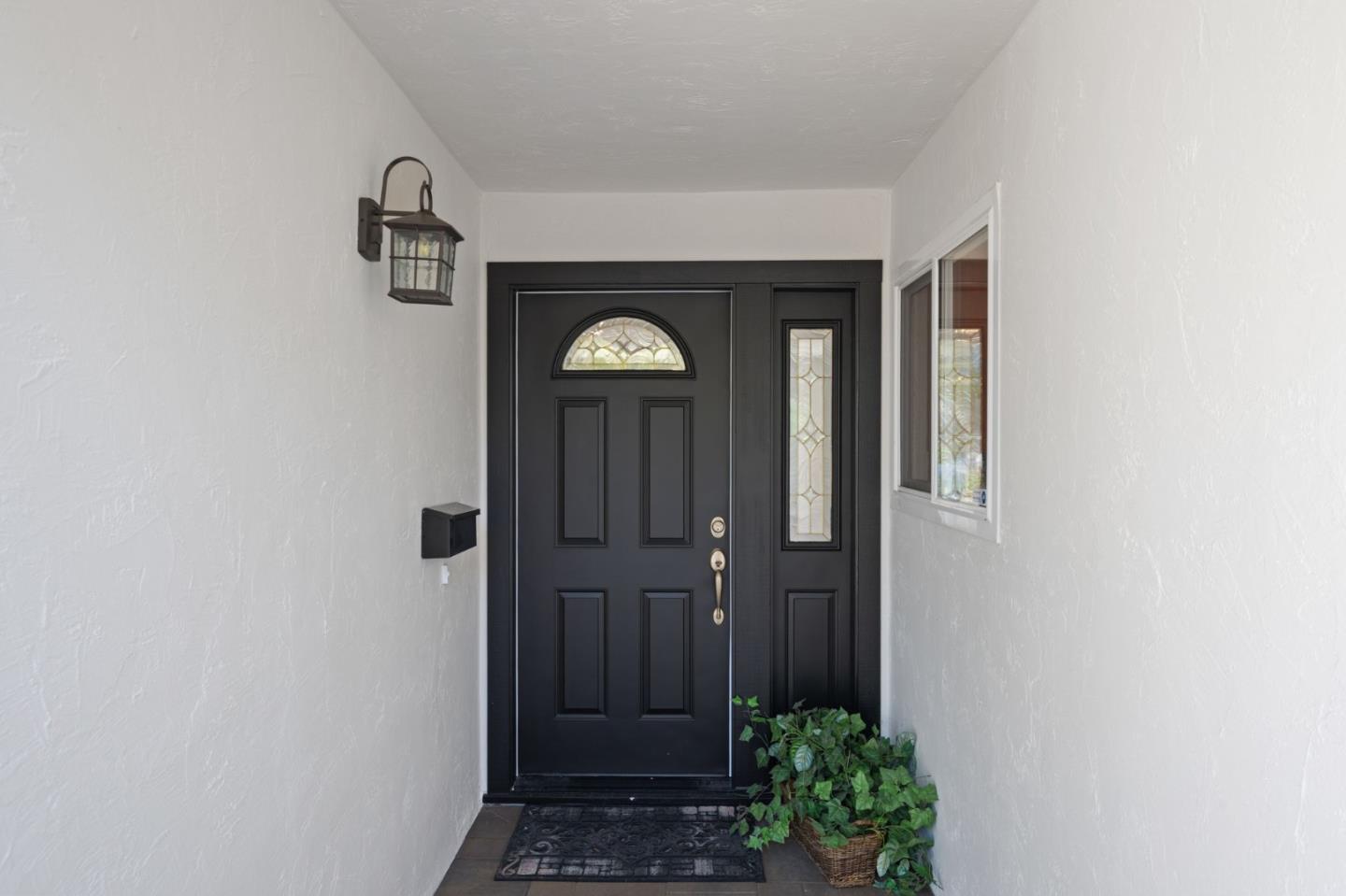 Detail Gallery Image 5 of 41 For 1096 Del Cambre Dr, San Jose,  CA 95129 - 4 Beds | 2 Baths