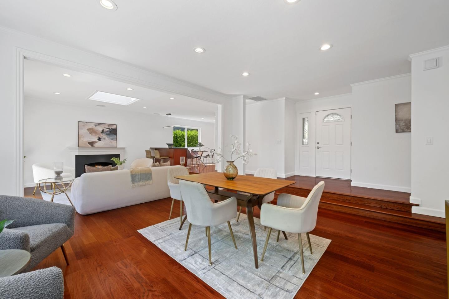 Detail Gallery Image 8 of 41 For 1096 Del Cambre Dr, San Jose,  CA 95129 - 4 Beds | 2 Baths