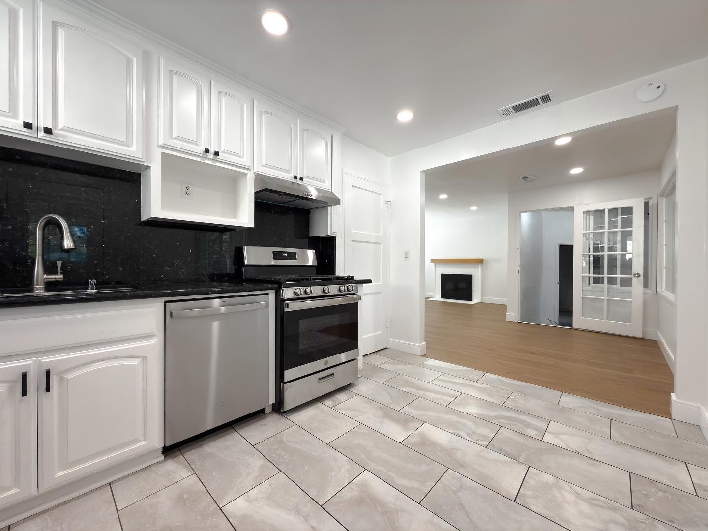 Detail Gallery Image 14 of 20 For 15935 Paseo Largavista, San Lorenzo,  CA 94580 - 3 Beds | 1 Baths