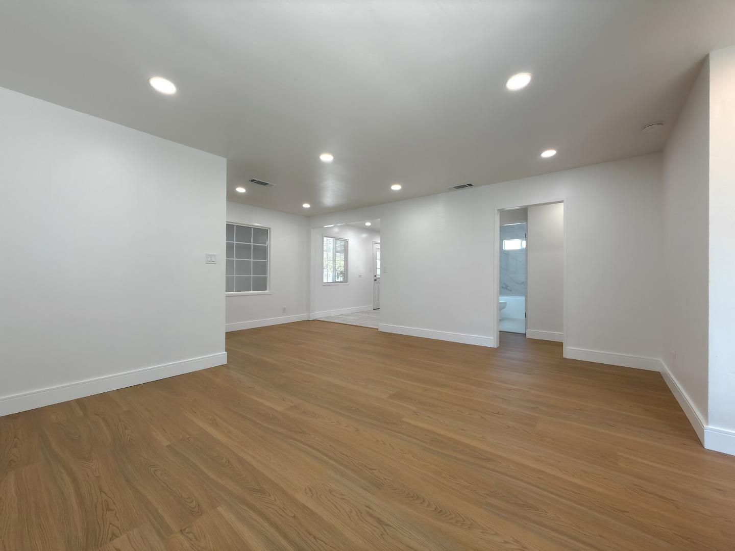 Detail Gallery Image 3 of 20 For 15935 Paseo Largavista, San Lorenzo,  CA 94580 - 3 Beds | 1 Baths