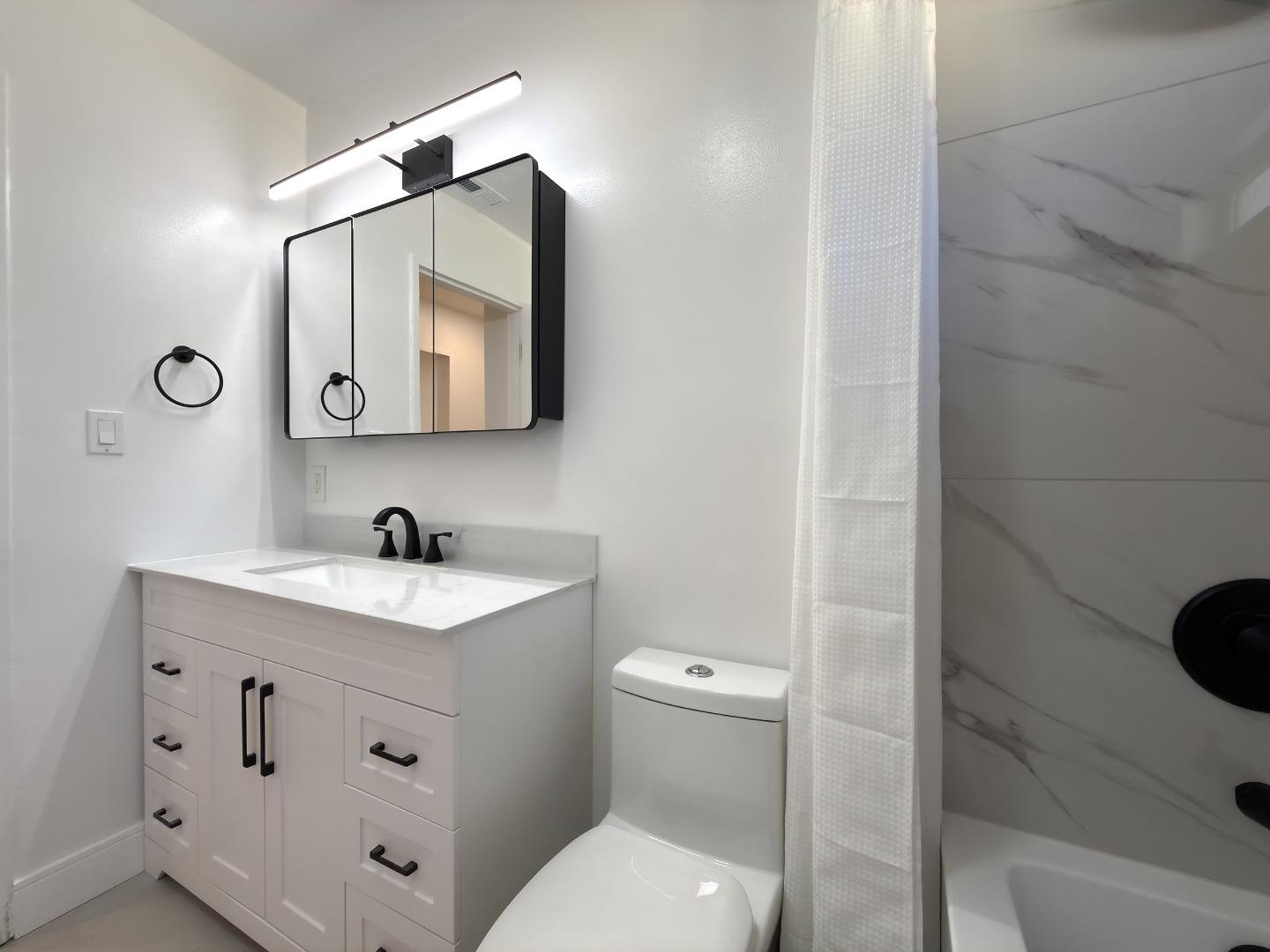 Detail Gallery Image 8 of 20 For 15935 Paseo Largavista, San Lorenzo,  CA 94580 - 3 Beds | 1 Baths