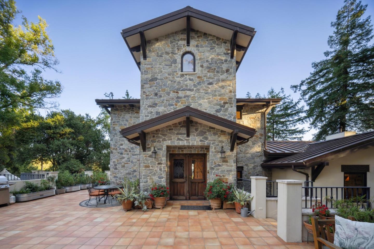 Detail Gallery Image 6 of 22 For 25200 Loma Prieta Ave, Los Gatos,  CA 95033 - 4 Beds | 3 Baths