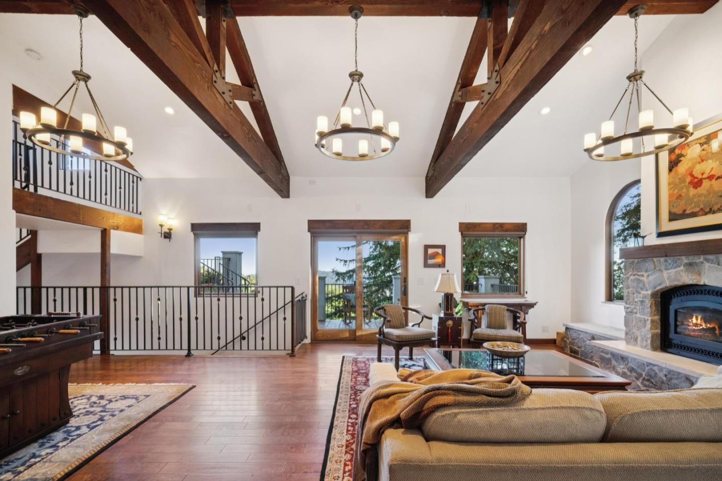 Detail Gallery Image 9 of 22 For 25200 Loma Prieta Ave, Los Gatos,  CA 95033 - 4 Beds | 3 Baths