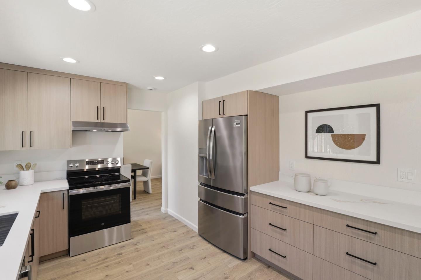 Detail Gallery Image 16 of 58 For 1368 Goldenlake Rd, San Jose,  CA 95131 - 4 Beds | 2/1 Baths