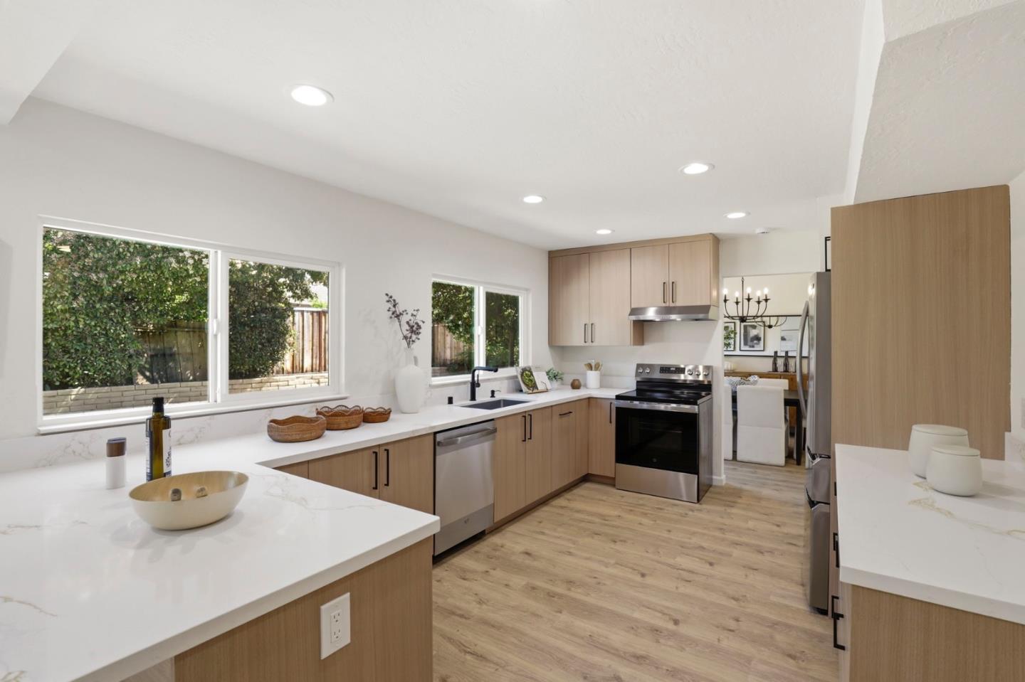 Detail Gallery Image 18 of 58 For 1368 Goldenlake Rd, San Jose,  CA 95131 - 4 Beds | 2/1 Baths