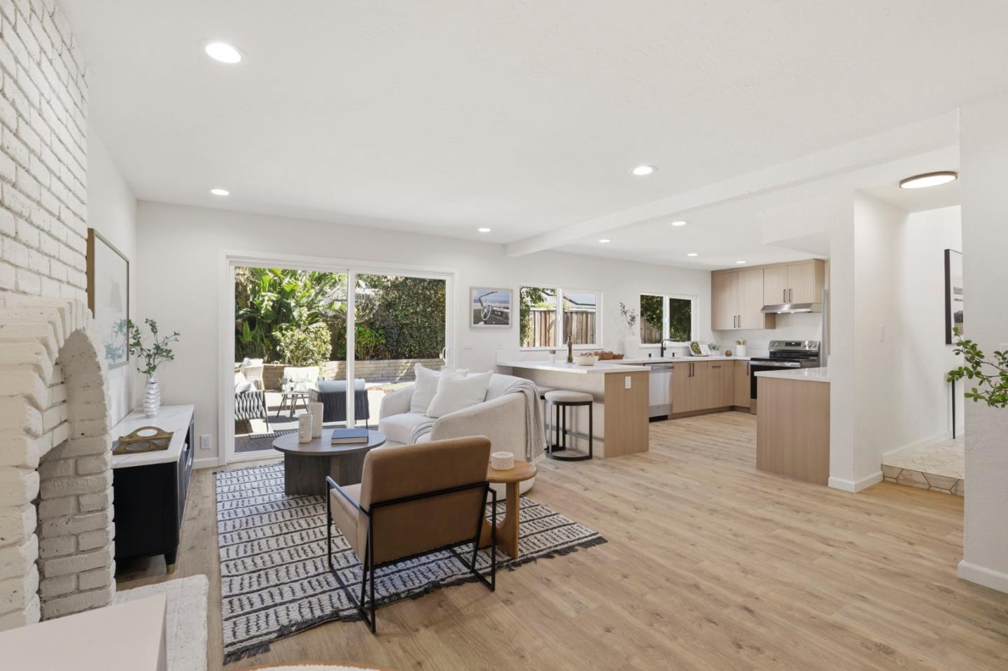 Detail Gallery Image 23 of 58 For 1368 Goldenlake Rd, San Jose,  CA 95131 - 4 Beds | 2/1 Baths