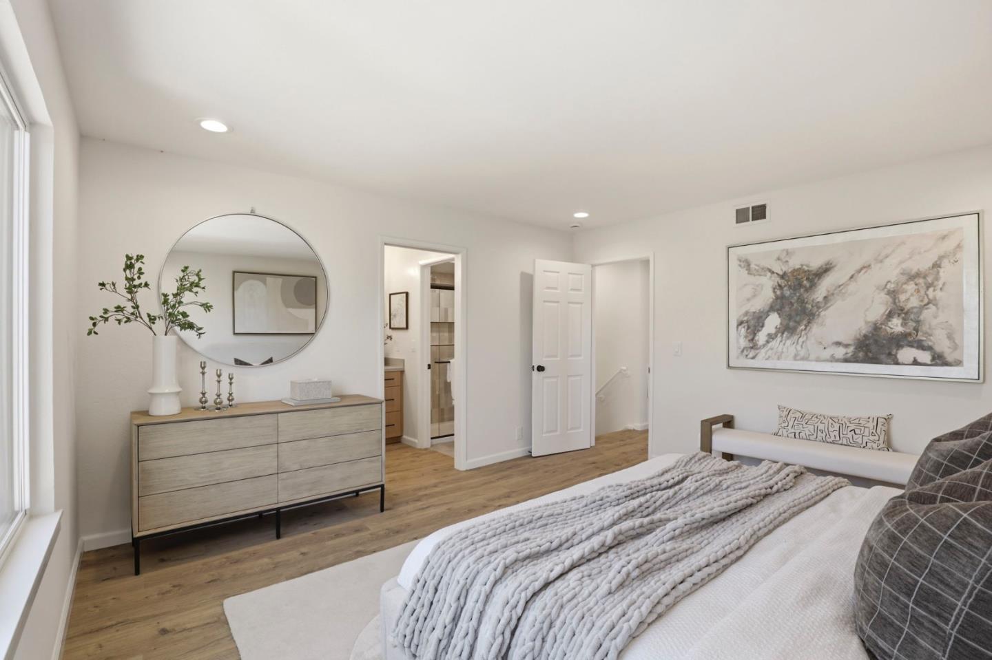 Detail Gallery Image 26 of 58 For 1368 Goldenlake Rd, San Jose,  CA 95131 - 4 Beds | 2/1 Baths